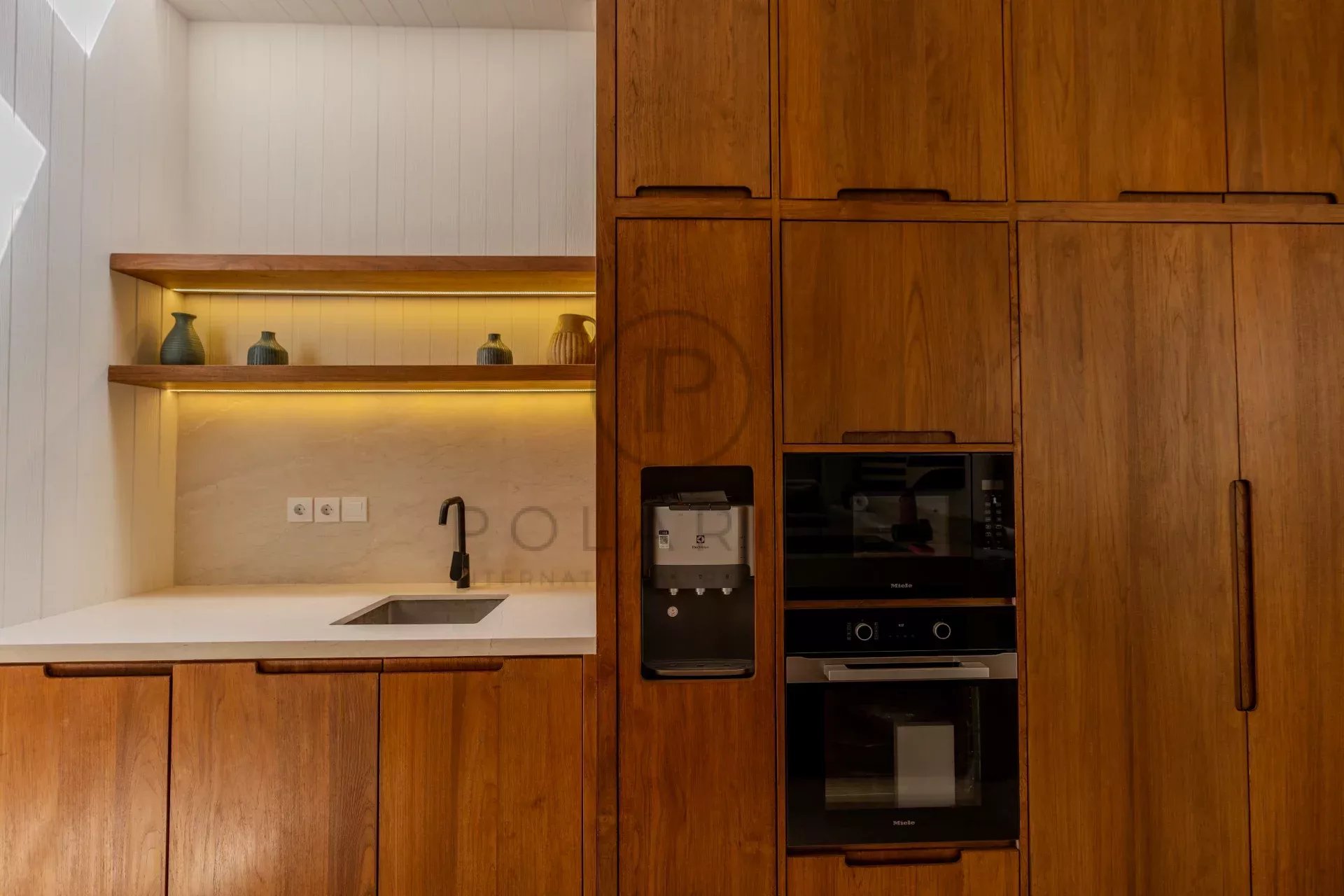 2 Bed, 2 Bath, HouseFor Sale, Berawa, Bali