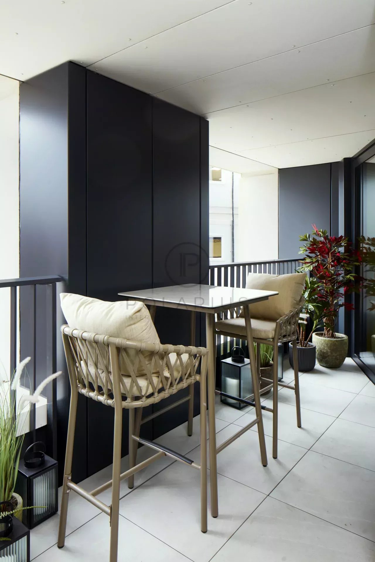 3 Bed, 2 Bath, ApartmentFor Sale, London, Greater London (city Of London)