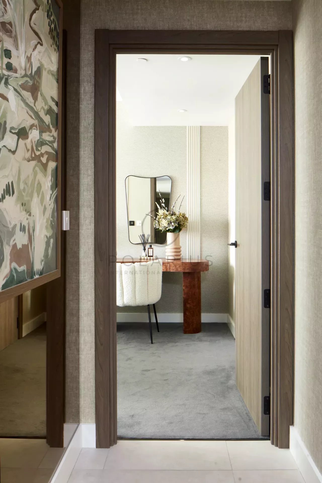 3 Bed, 2 Bath, ApartmentFor Sale, London, Greater London (city Of London)