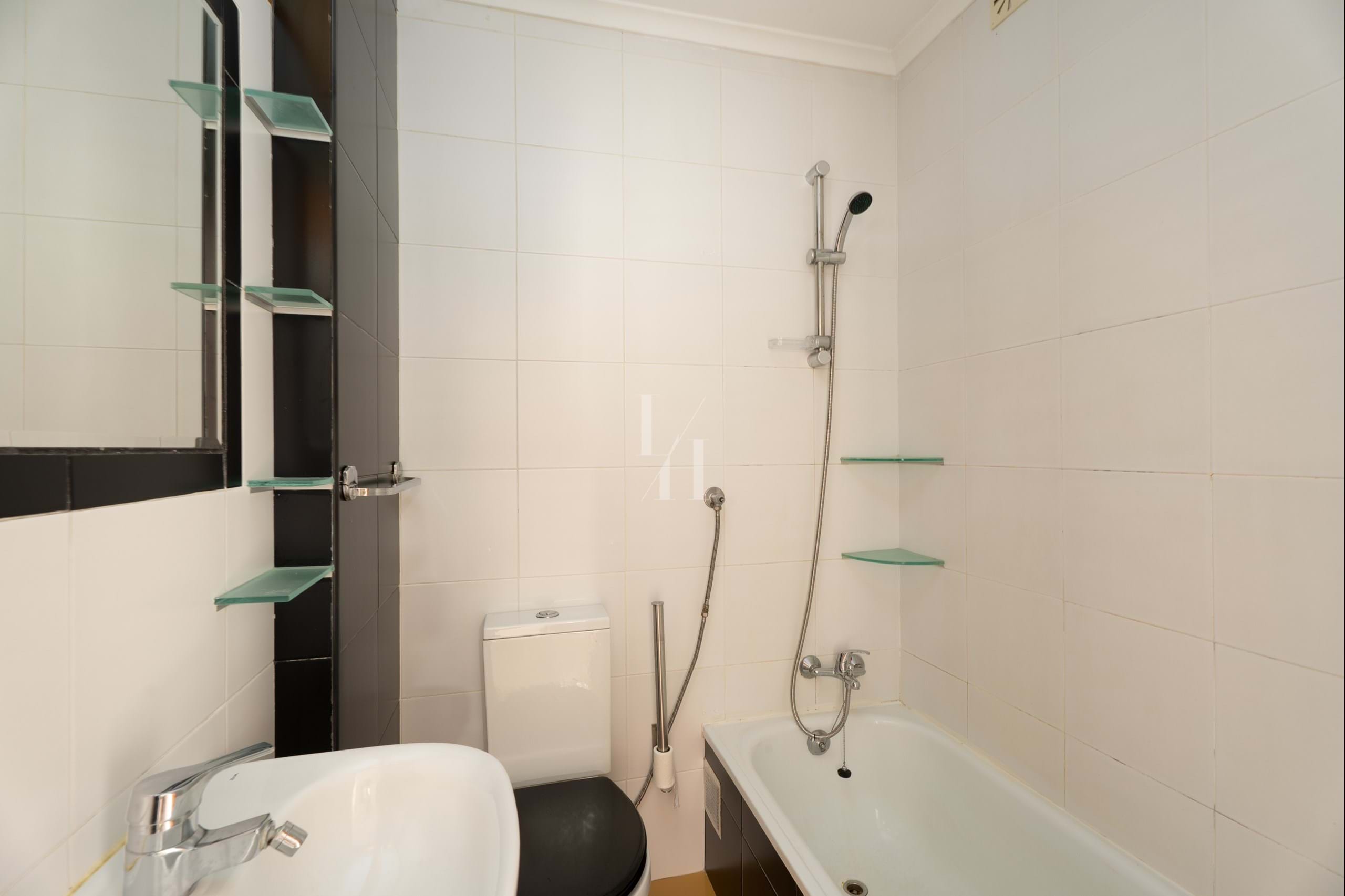 1 Bed, 1 Bath, ApartmentFor Sale, Armacao De Pera, Silves, Faro, 8365-130