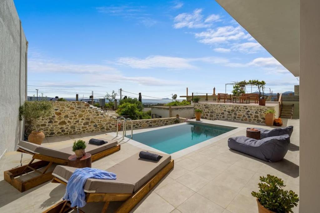 2 Bed, 3 Bath, HouseFor Sale, Heraklion, Crete