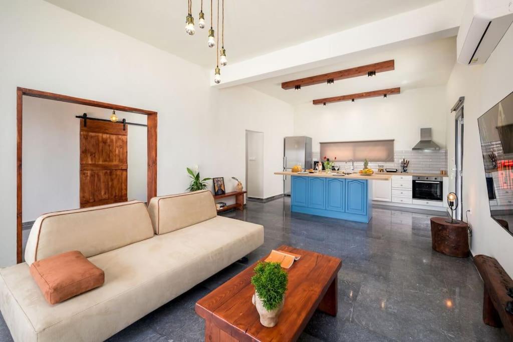 2 Bed, 3 Bath, HouseFor Sale, Heraklion, Crete