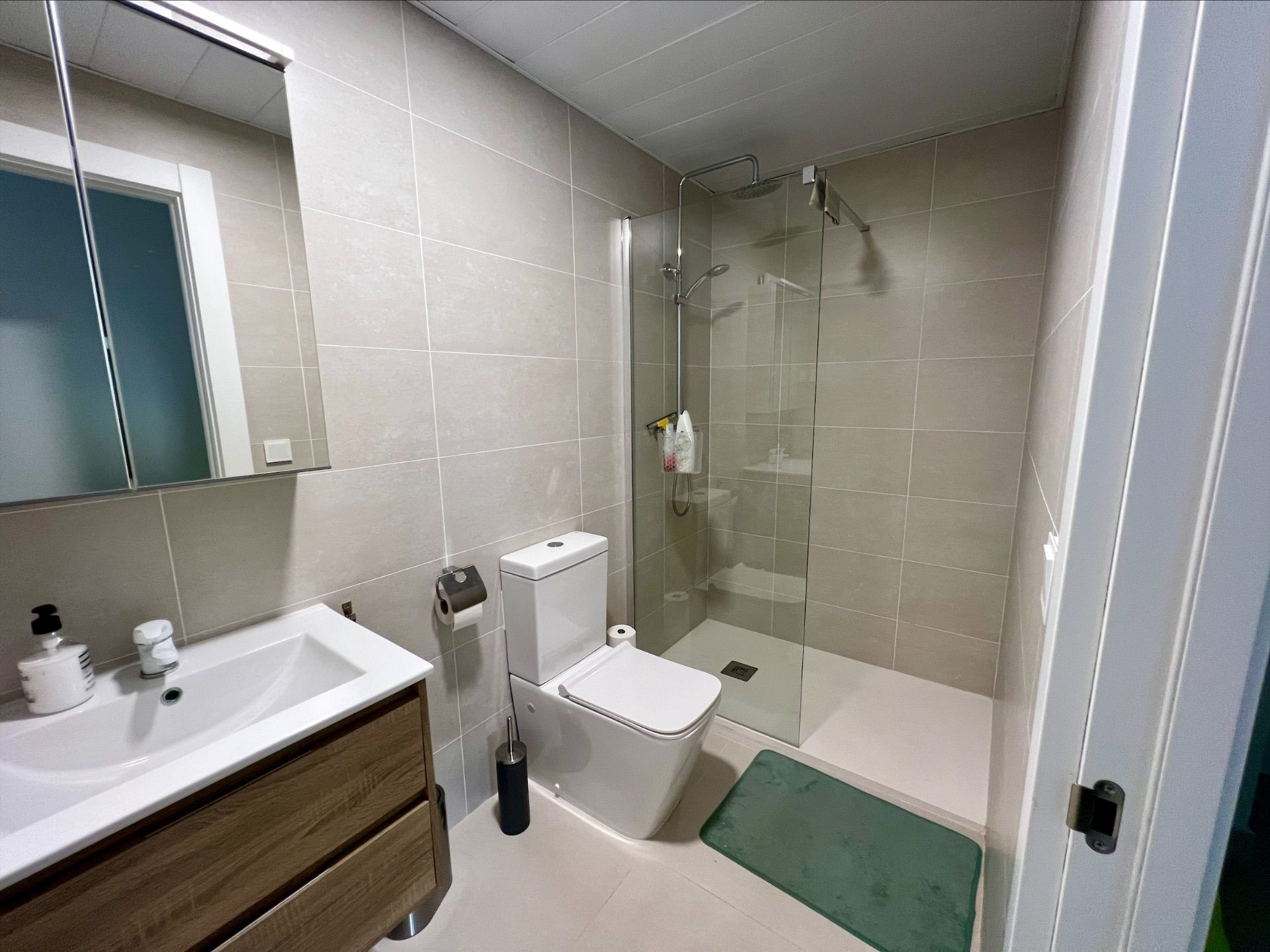 2 Bed, 2 Bath, ApartmentFor Sale, Torremolinos, Malaga, 29620