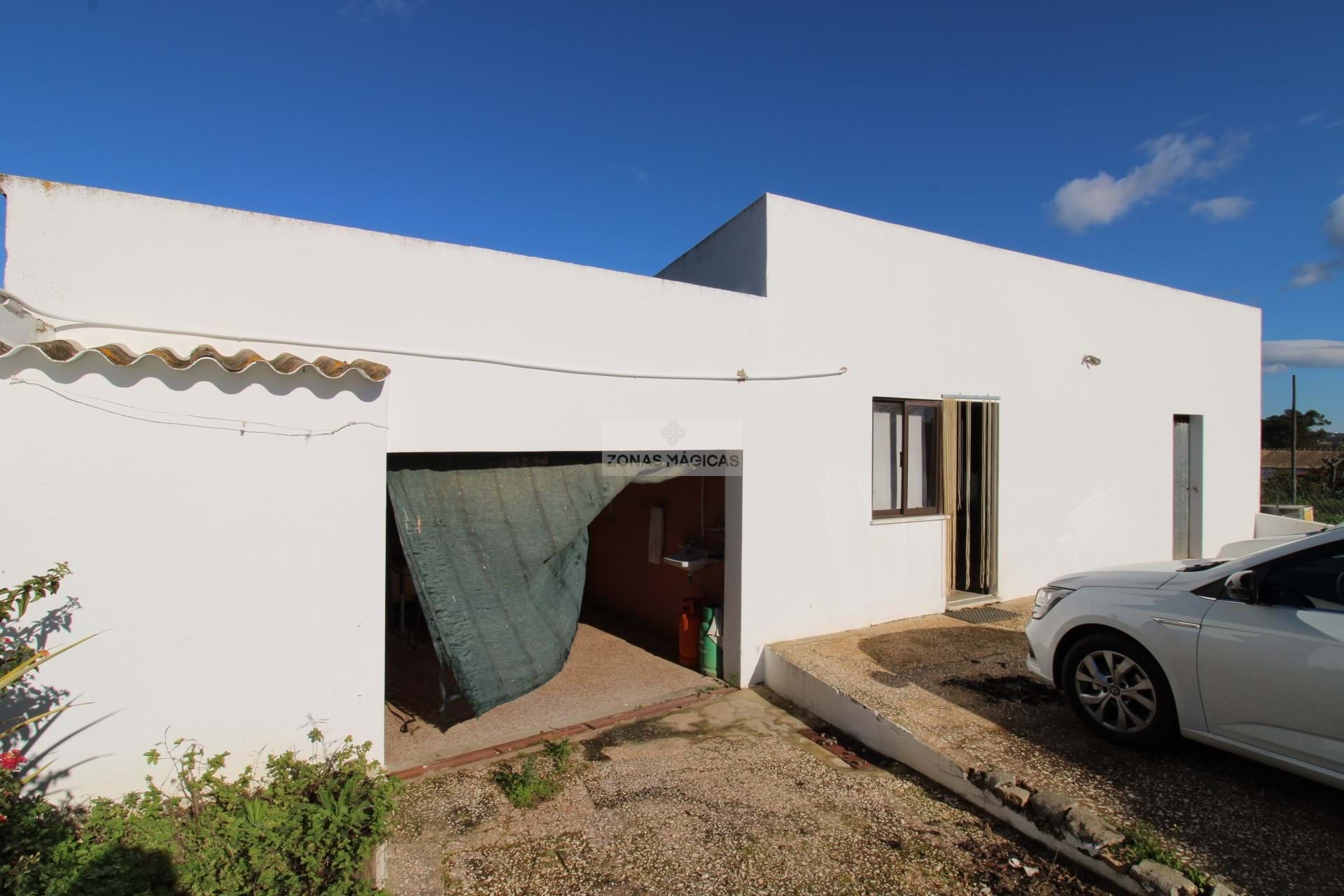 4 Bed, 2 Bath, HouseFor Sale, Lagos, Faro, 8600-252