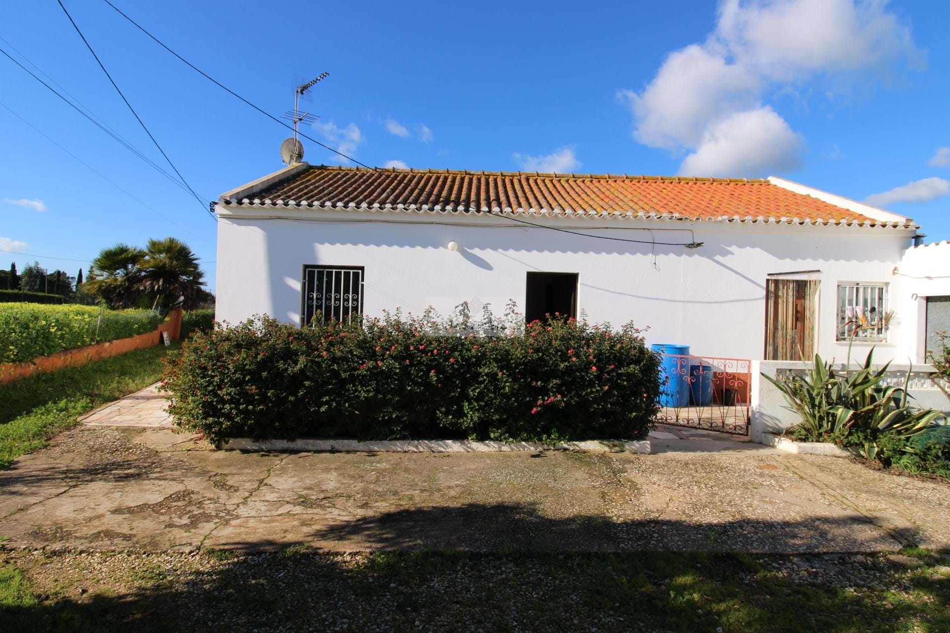 4 Bed, 2 Bath, HouseFor Sale, Lagos, Faro, 8600-252