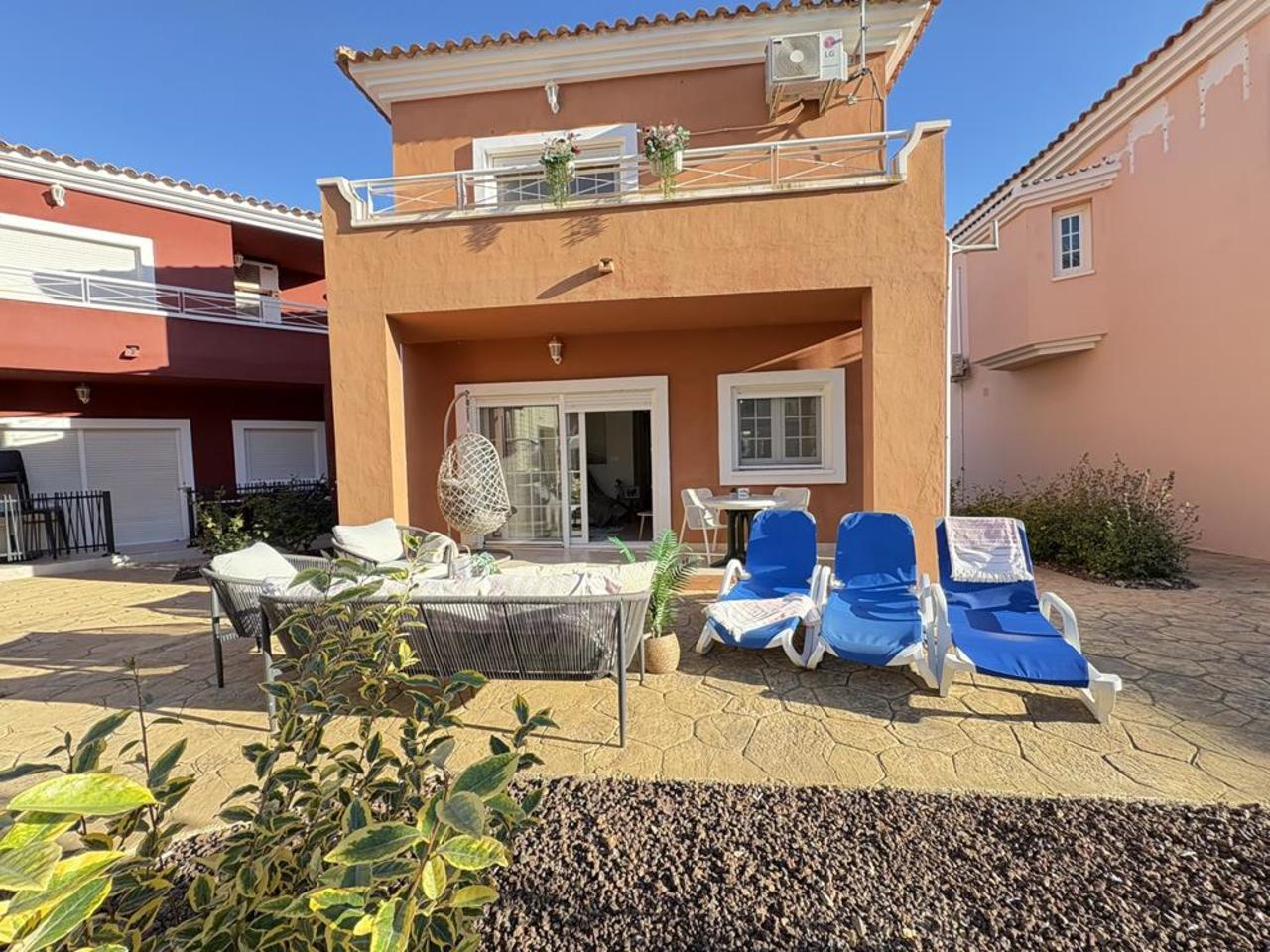2 Bed, 2 Bath, HouseFor Sale, Altaona Golf and Country Village, Murcia
