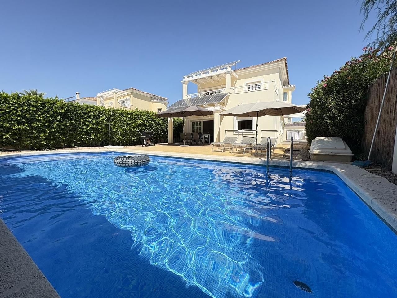 3 Bed, 2 Bath, HouseFor Sale, Altaona Golf and Country Village, Murcia