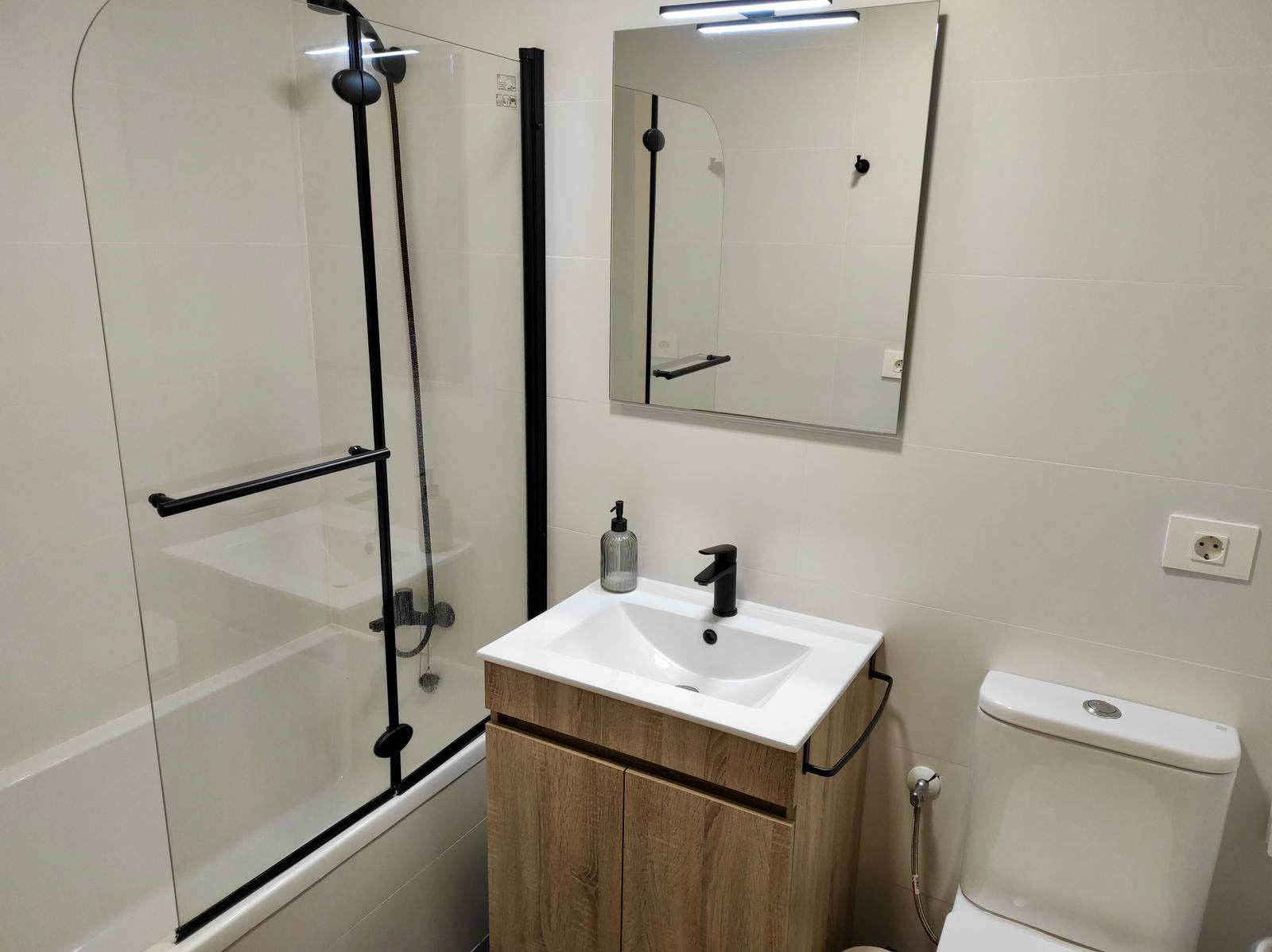 3 Bed, 2 Bath, ApartmentFor Sale, Calpe, Alicante