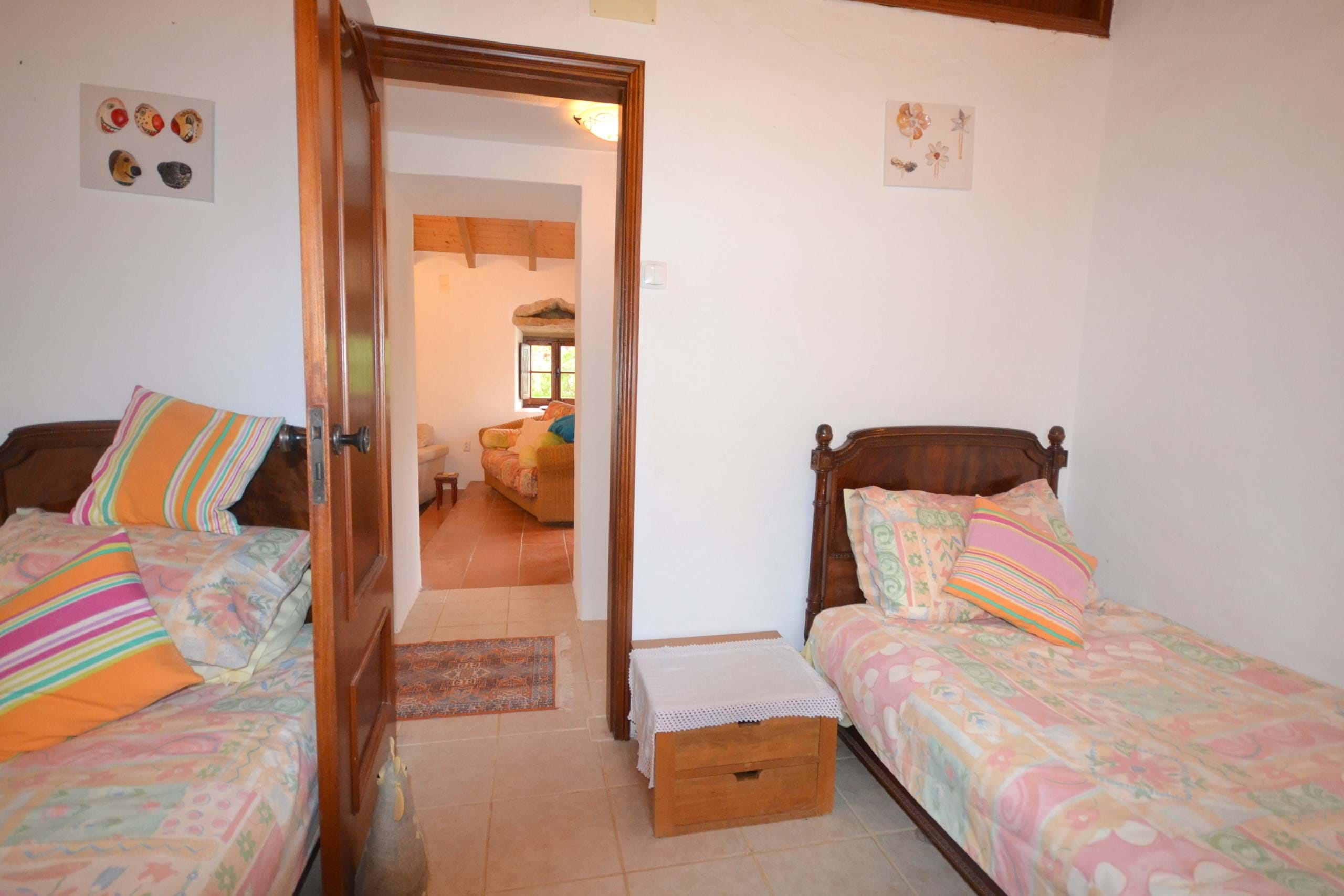 3 Bed, 2 Bath, HouseFor Sale, Sao Bras De Alportel, Faro, 8150-040