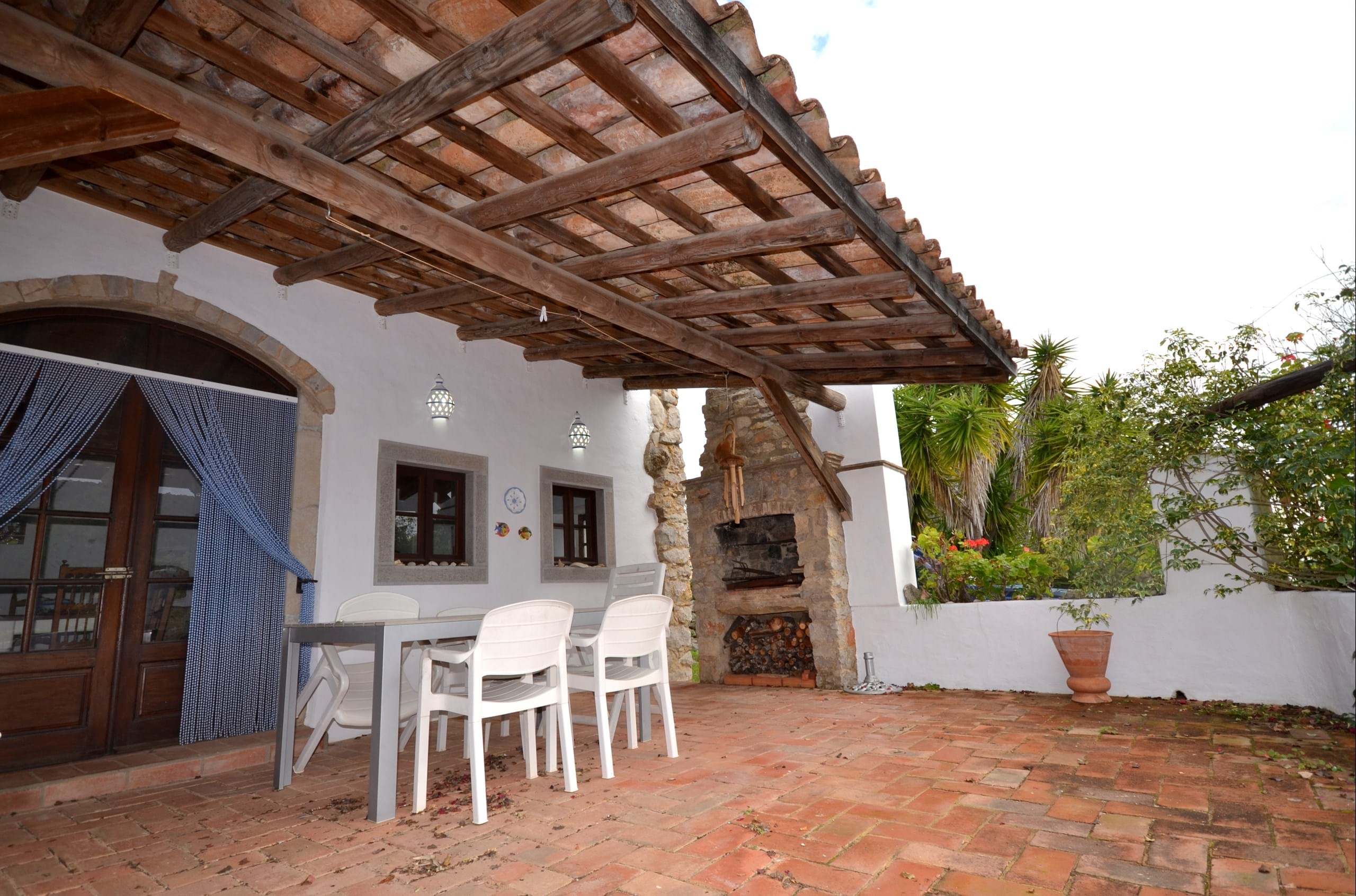 3 Bed, 2 Bath, HouseFor Sale, Sao Bras De Alportel, Faro, 8150-040