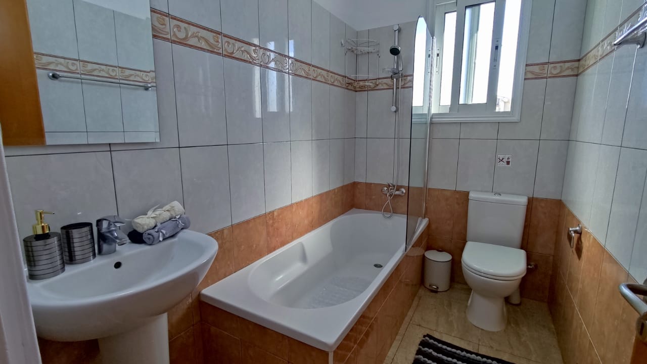 2 Bed, 1 Bath, ApartmentFor Sale, Paphos, Paphos