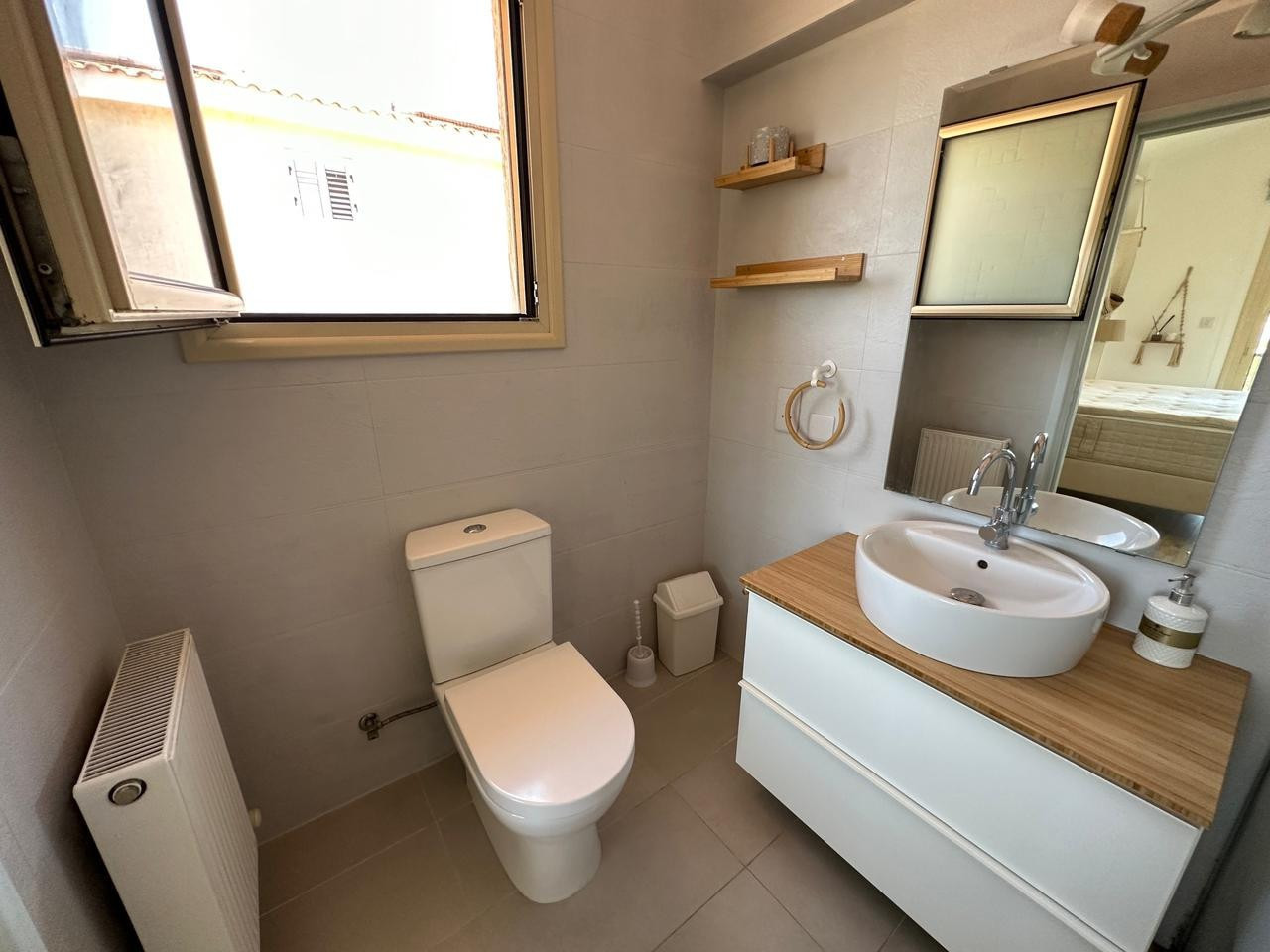 4 Bed, 2 Bath, HouseFor Sale, Konia, Paphos