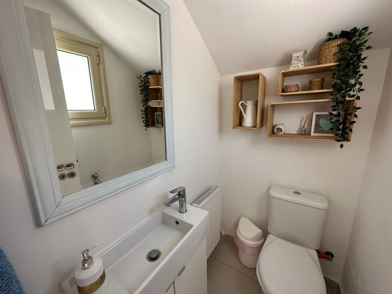 4 Bed, 2 Bath, HouseFor Sale, Konia, Paphos