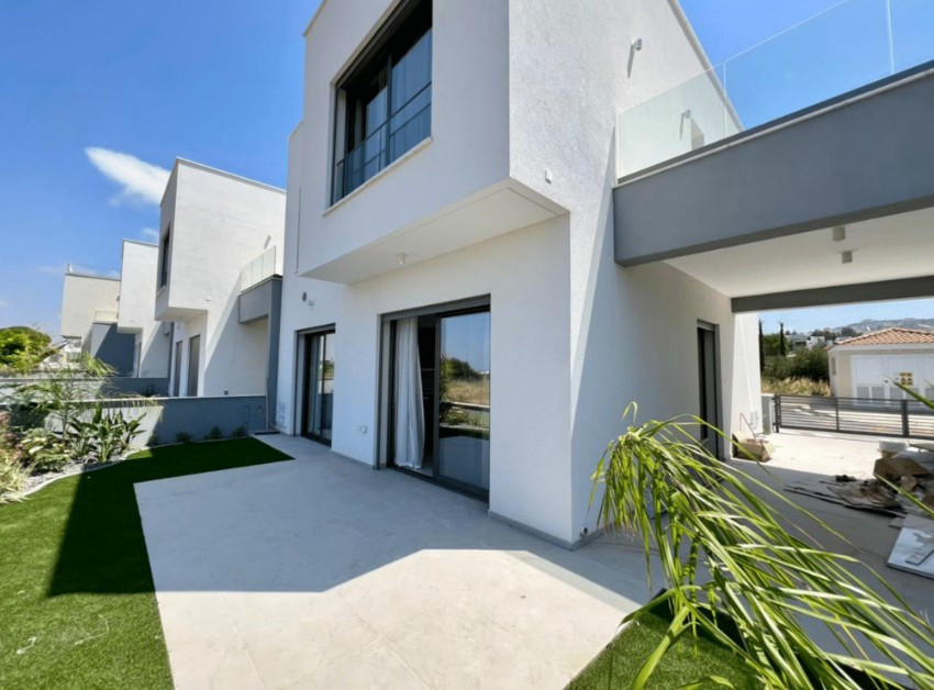 3 Bed, 2 Bath, HouseFor Sale, Konia, Paphos