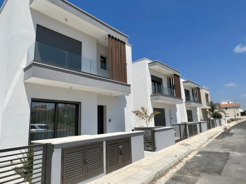 3 Bed, 2 Bath, HouseFor Sale, Konia, Paphos