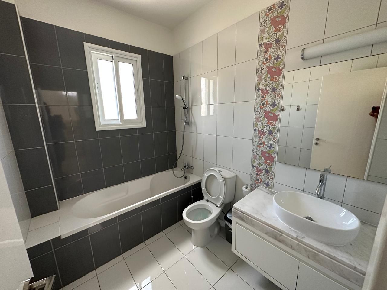 4 Bed, 3 Bath, HouseFor Sale, Chlorakas, Paphos