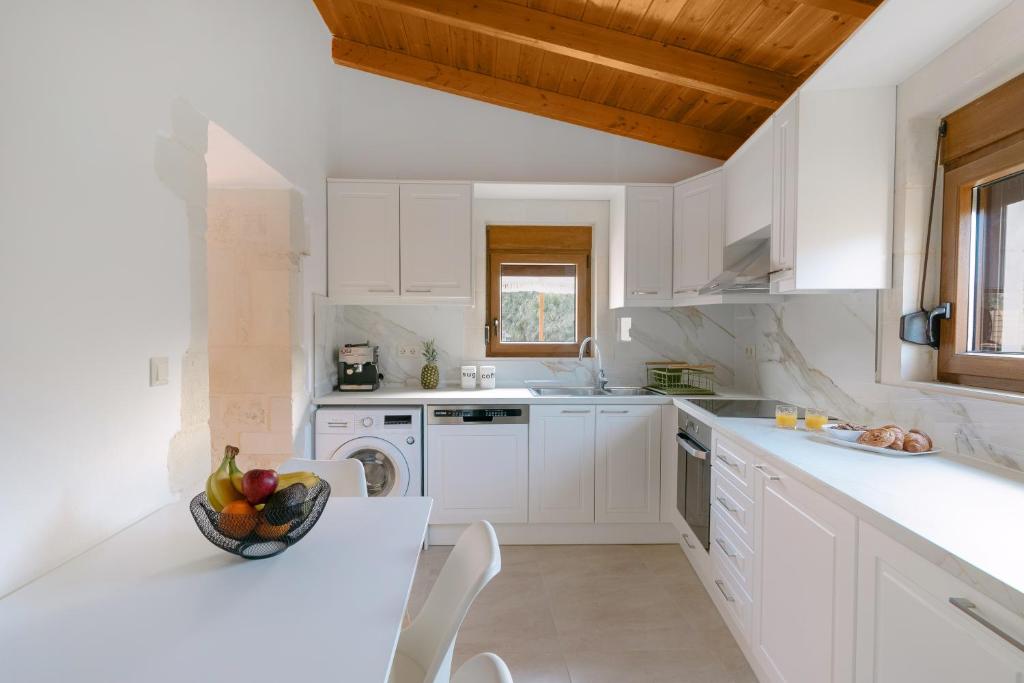 2 Bed, 3 Bath, HouseFor Sale, Rethymno, Crete