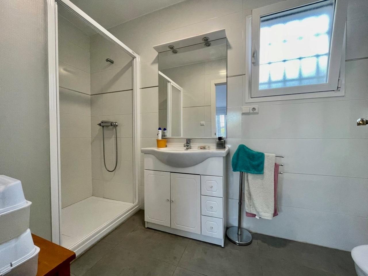 3 Bed, 2 Bath, HouseFor Sale, Benidorm, Alicante