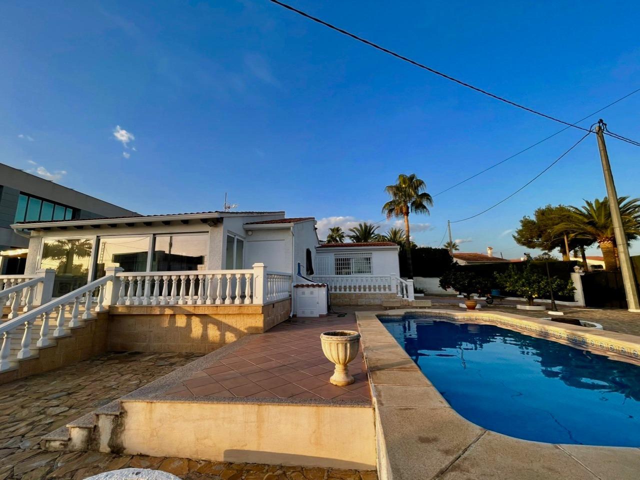 3 Bed, 2 Bath, HouseFor Sale, Benidorm, Alicante