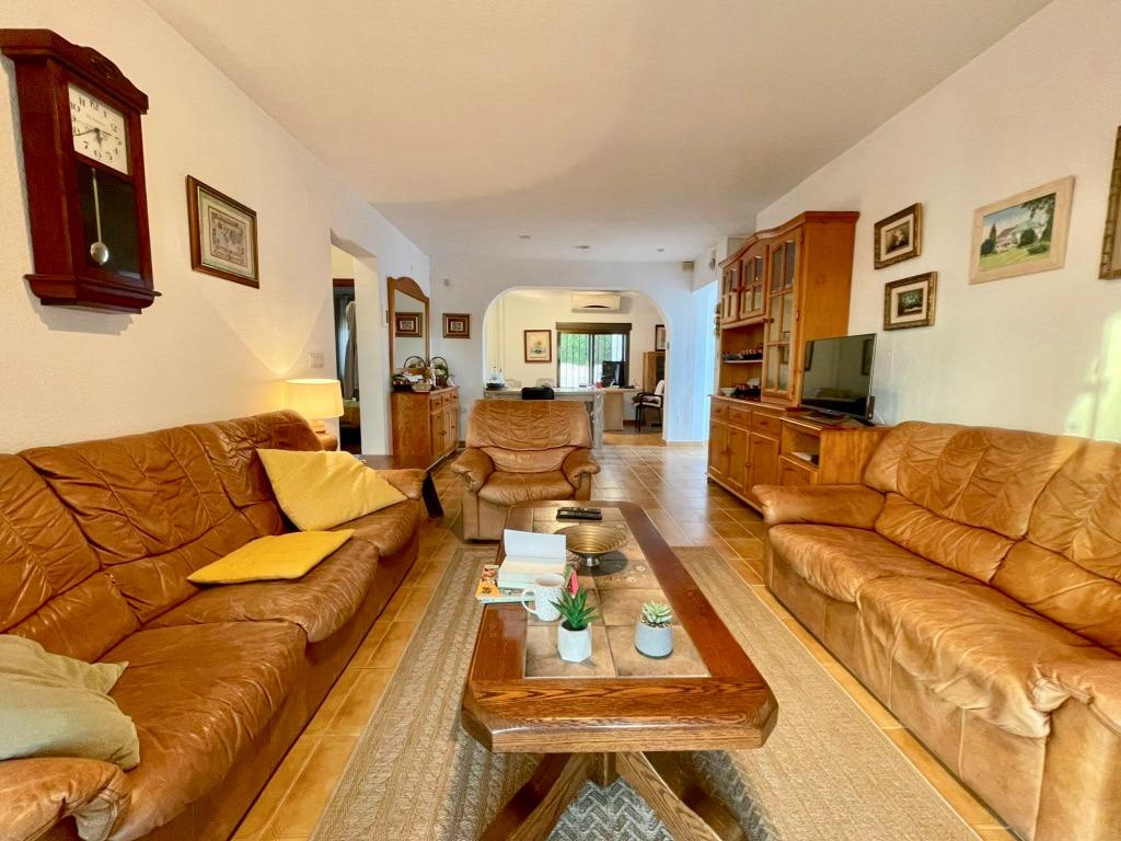 3 Bed, 2 Bath, HouseFor Sale, Benidorm, Alicante