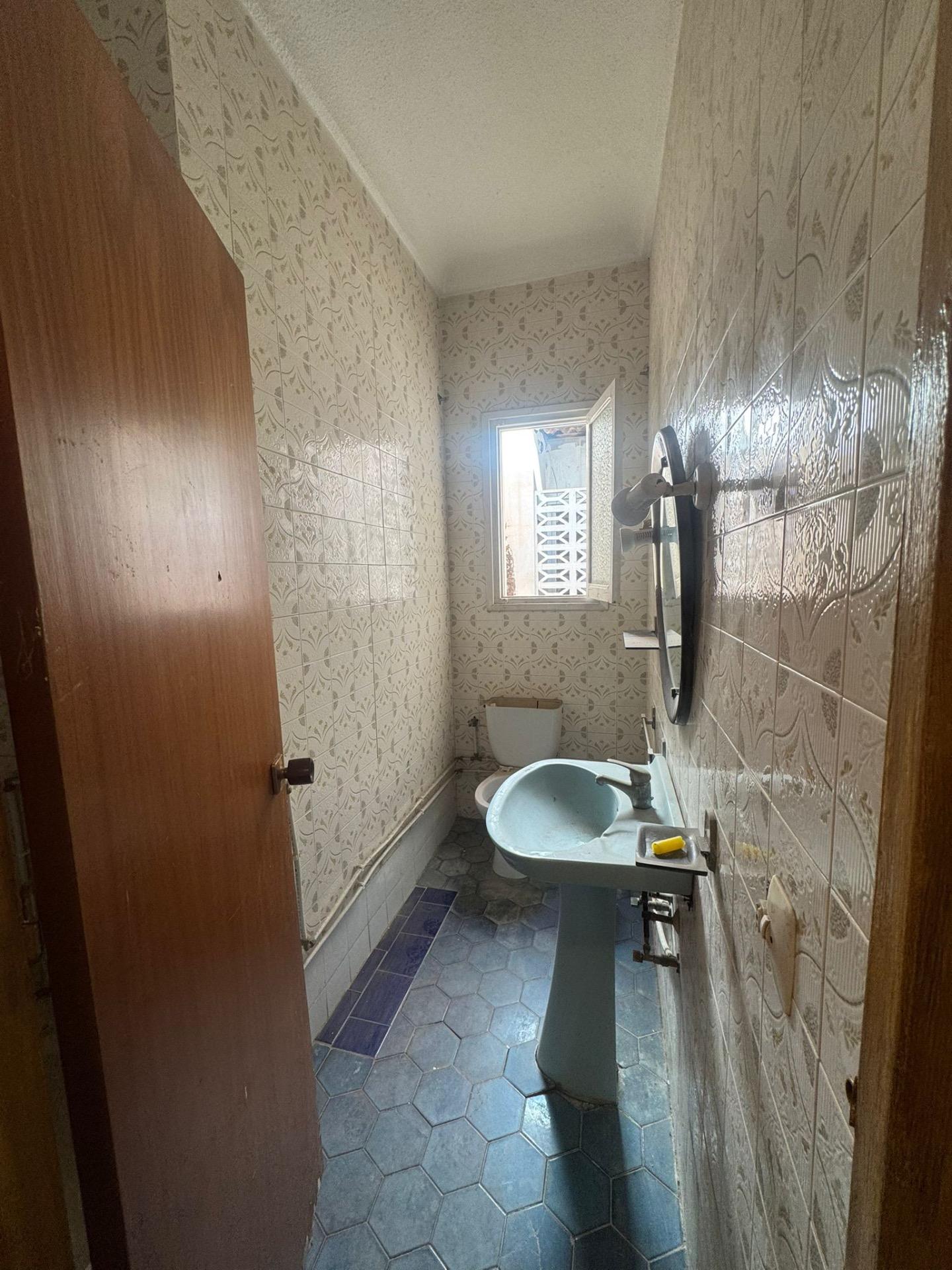 5 Bed, 2 Bath, ApartmentFor Sale, Guardamar Del Segura, Alicante