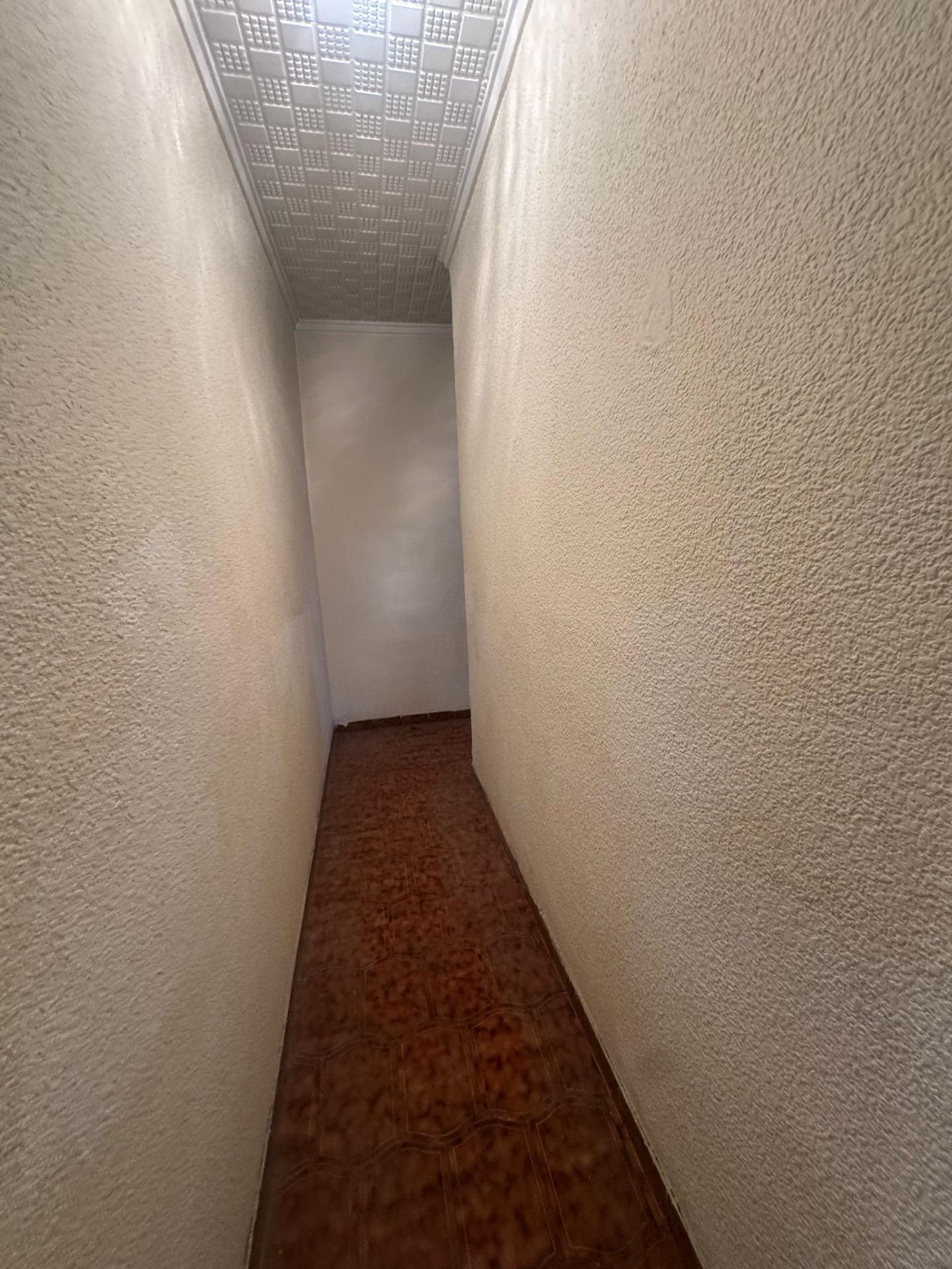 5 Bed, 2 Bath, ApartmentFor Sale, Guardamar Del Segura, Alicante