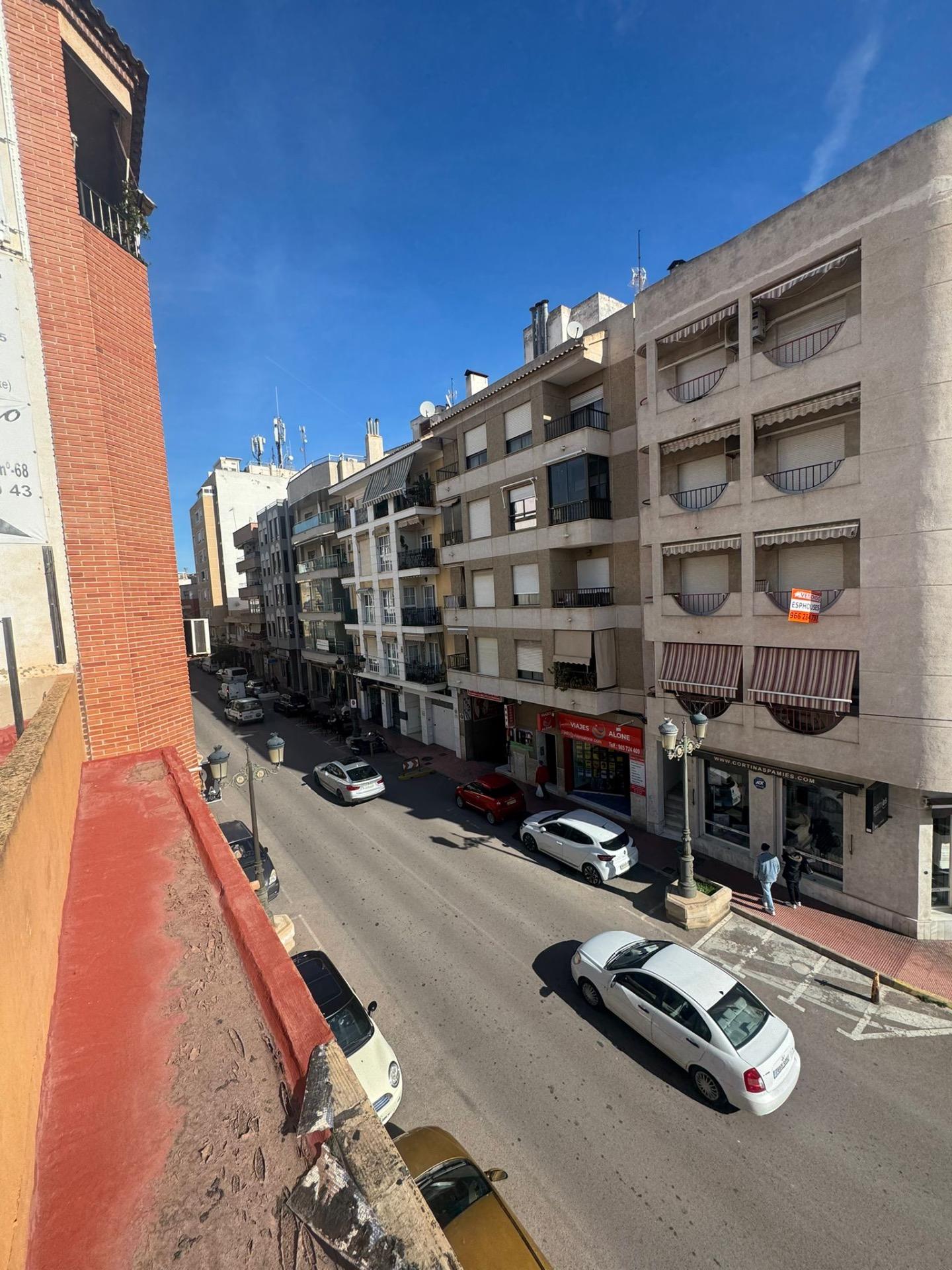 5 Bed, 2 Bath, ApartmentFor Sale, Guardamar Del Segura, Alicante