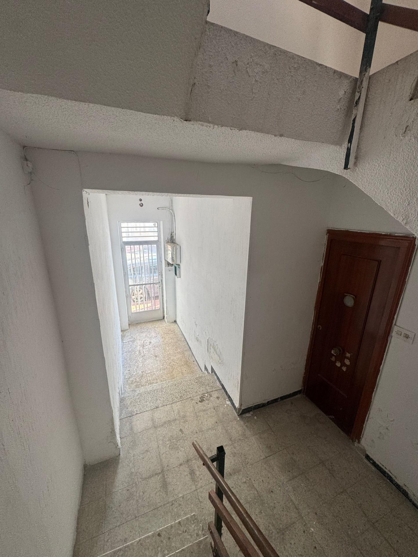 5 Bed, 2 Bath, ApartmentFor Sale, Guardamar Del Segura, Alicante