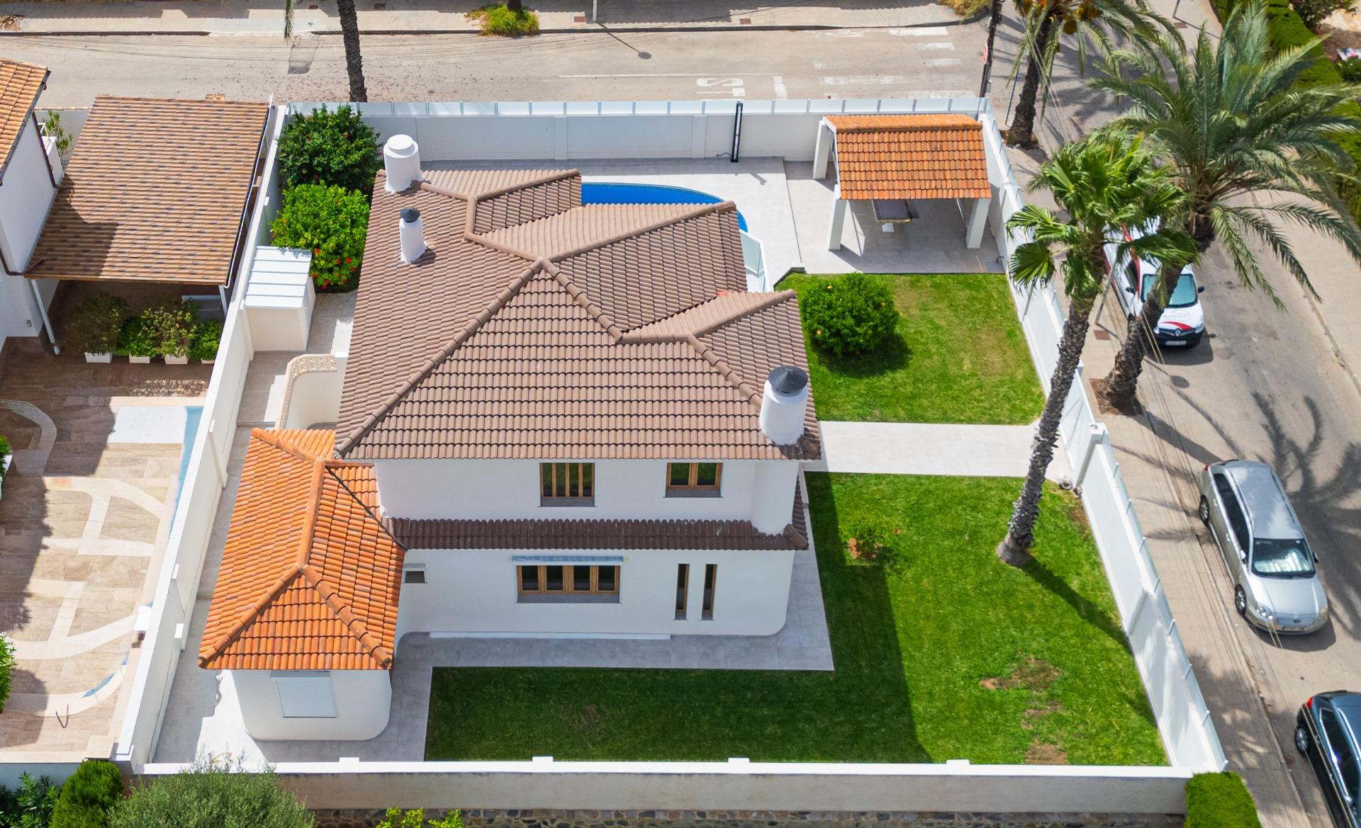 3 Bed, 3 Bath, HouseFor Sale, Cabo Roig, Alicante