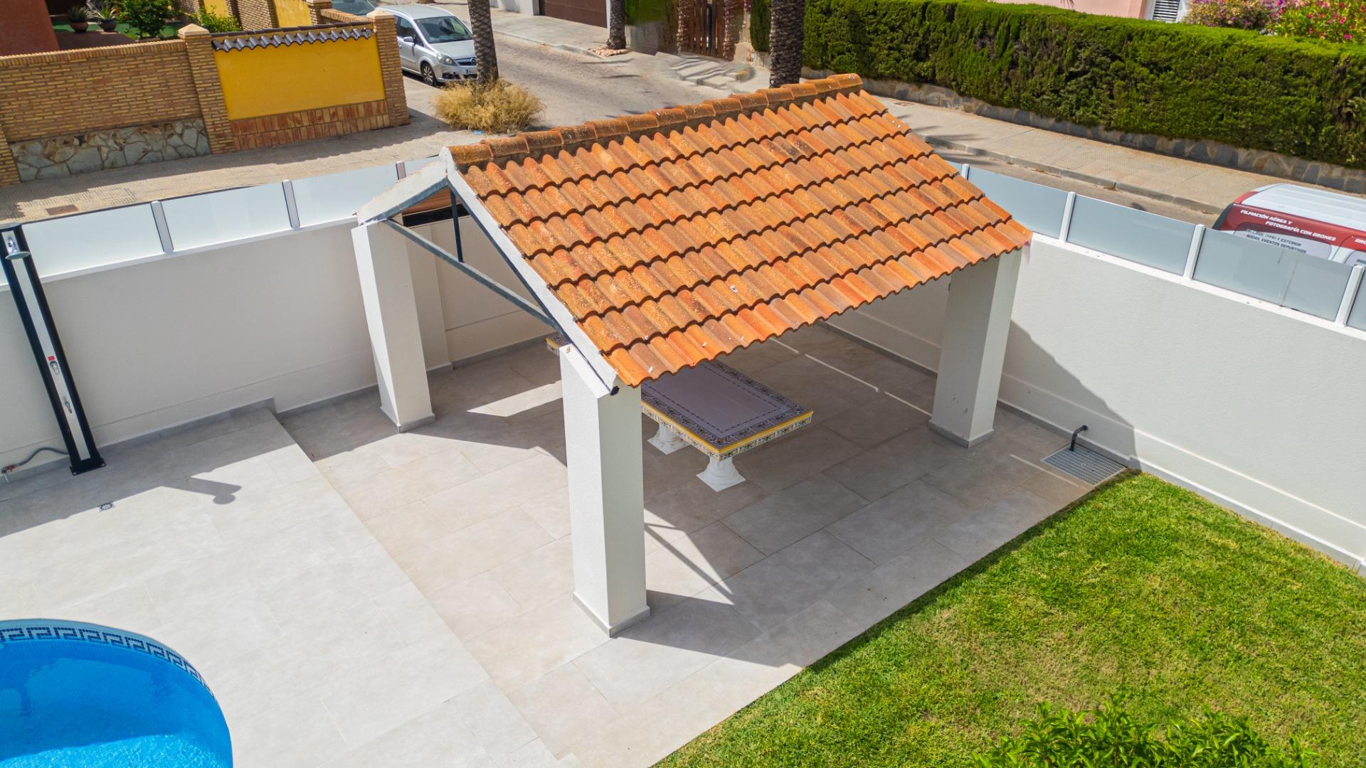 3 Bed, 3 Bath, HouseFor Sale, Cabo Roig, Alicante