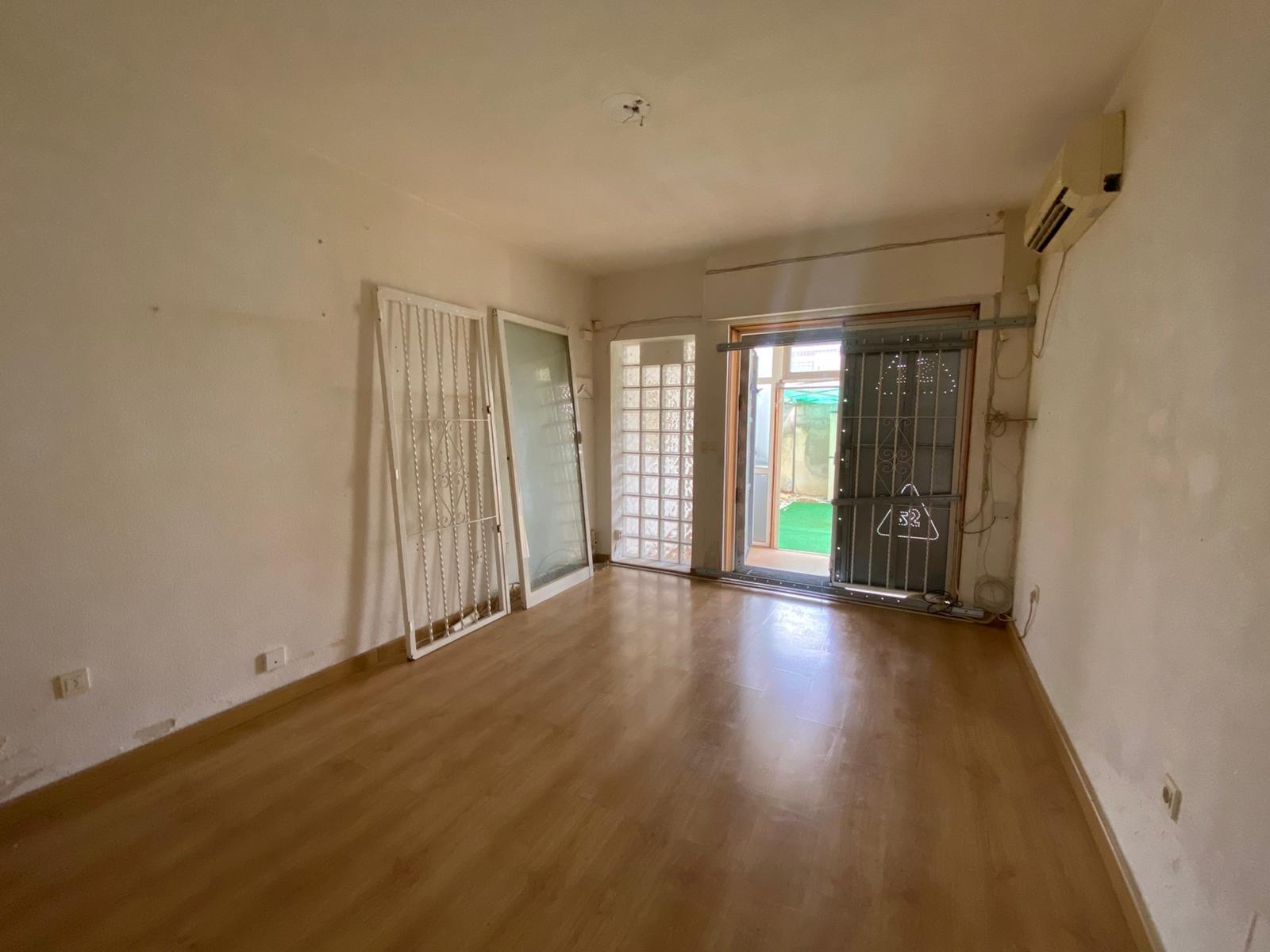 2 Bed, 1 Bath, HouseFor Sale, Torrevieja, Alicante