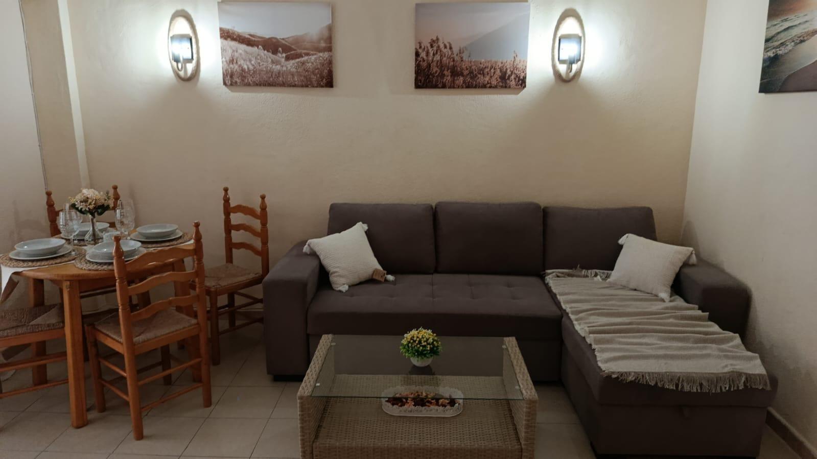 2 Bed, 1 Bath, ApartmentFor Sale, Torrevieja, Alicante