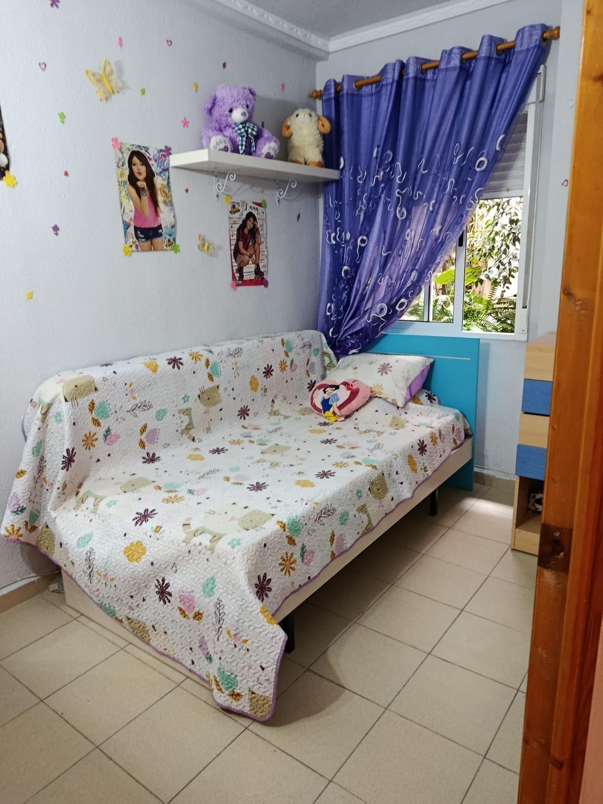 2 Bed, 1 Bath, ApartmentFor Sale, Torrevieja, Alicante