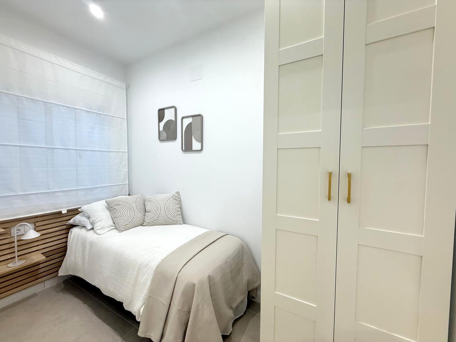 2 Bed, 1 Bath, HouseFor Sale, Torrevieja, Alicante