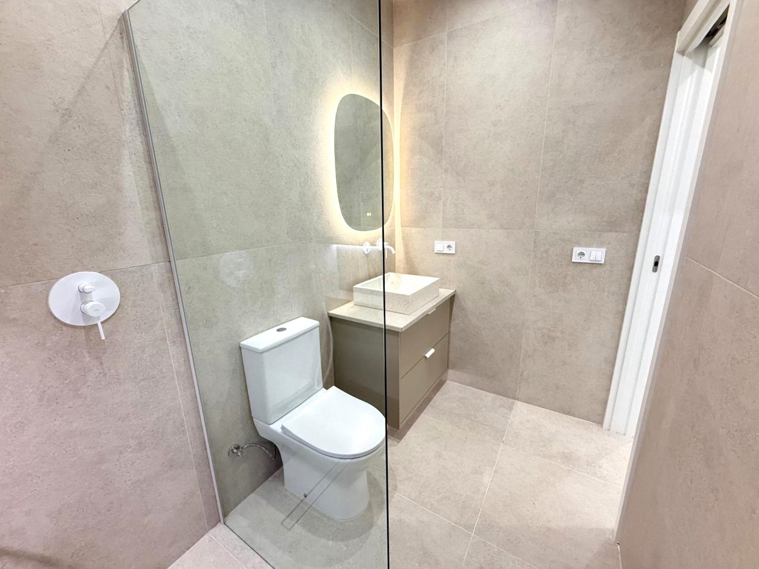 2 Bed, 1 Bath, HouseFor Sale, Torrevieja, Alicante