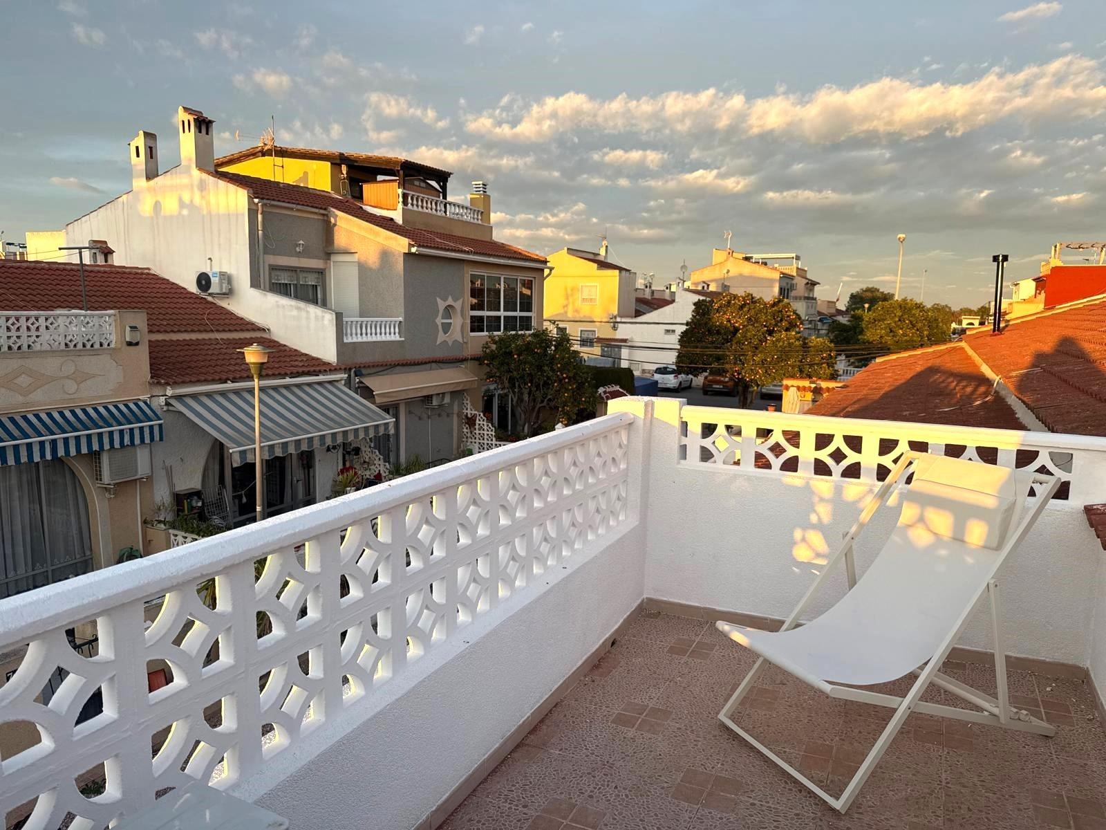 2 Bed, 1 Bath, HouseFor Sale, Torrevieja, Alicante