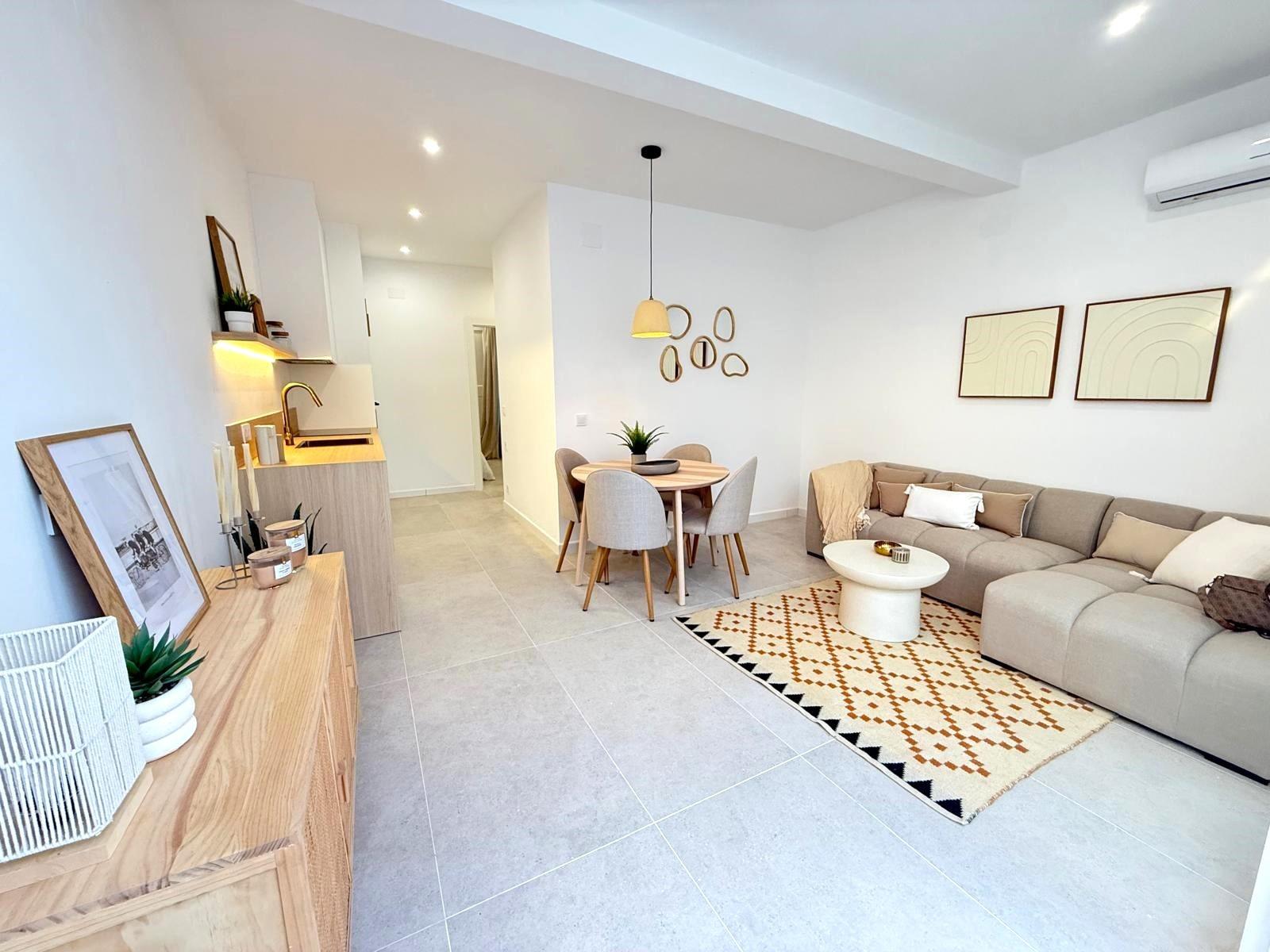 2 Bed, 1 Bath, HouseFor Sale, Torrevieja, Alicante