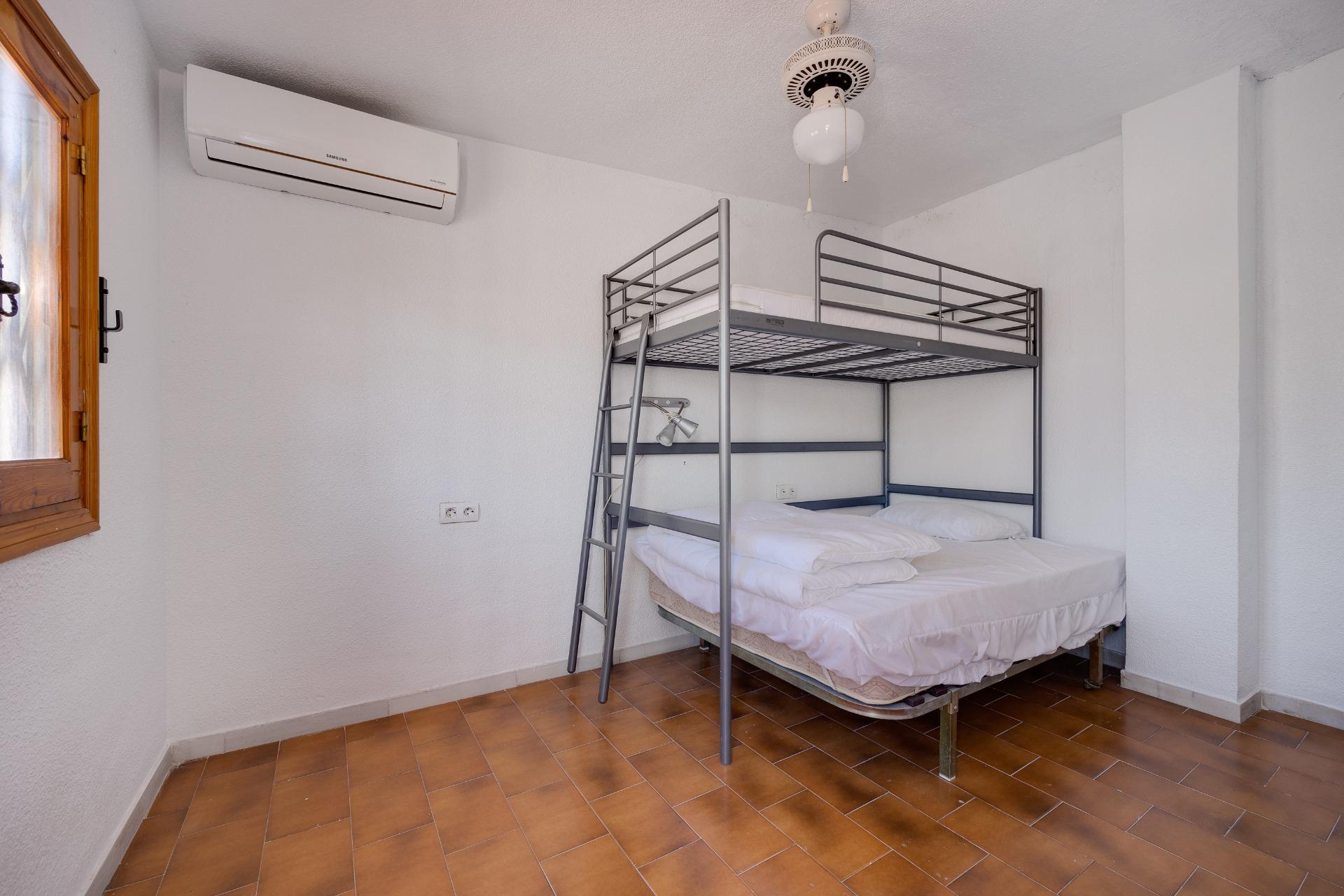 3 Bed, 1 Bath, HouseFor Sale, Torrevieja, Alicante