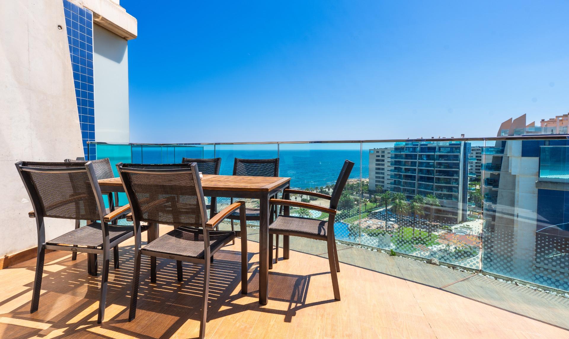 3 Bed, 2 Bath, ApartmentFor Sale, Torrevieja, Alicante