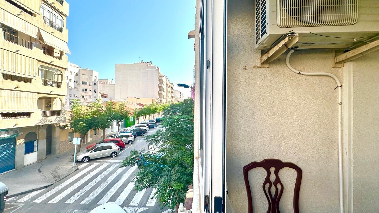 2 Bed, 1 Bath, ApartmentFor Sale, Torrevieja, Alicante