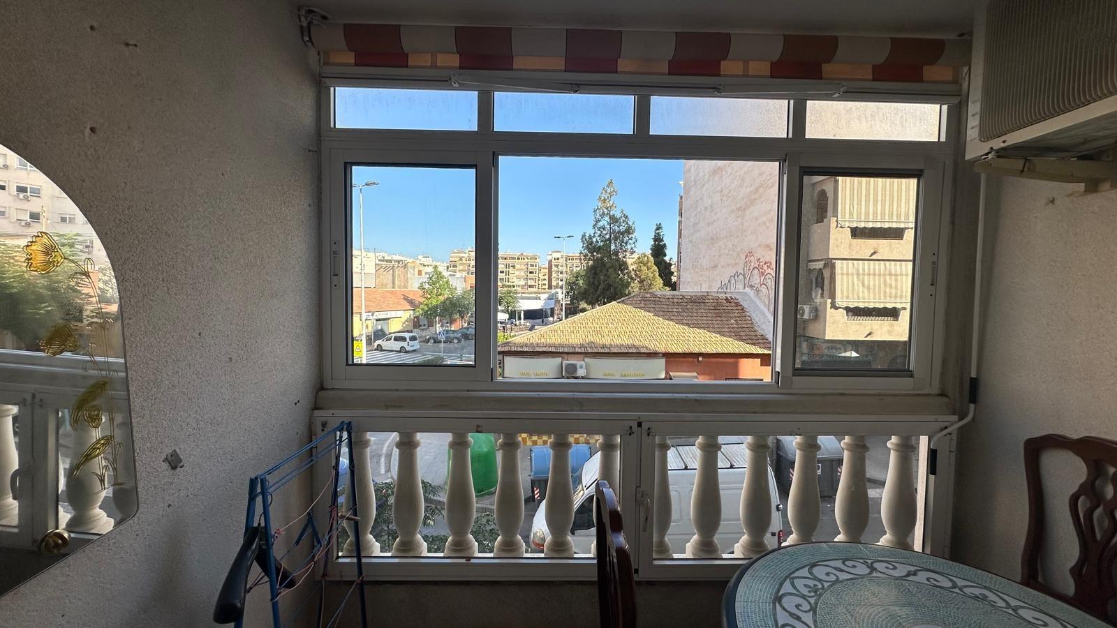 2 Bed, 1 Bath, ApartmentFor Sale, Torrevieja, Alicante