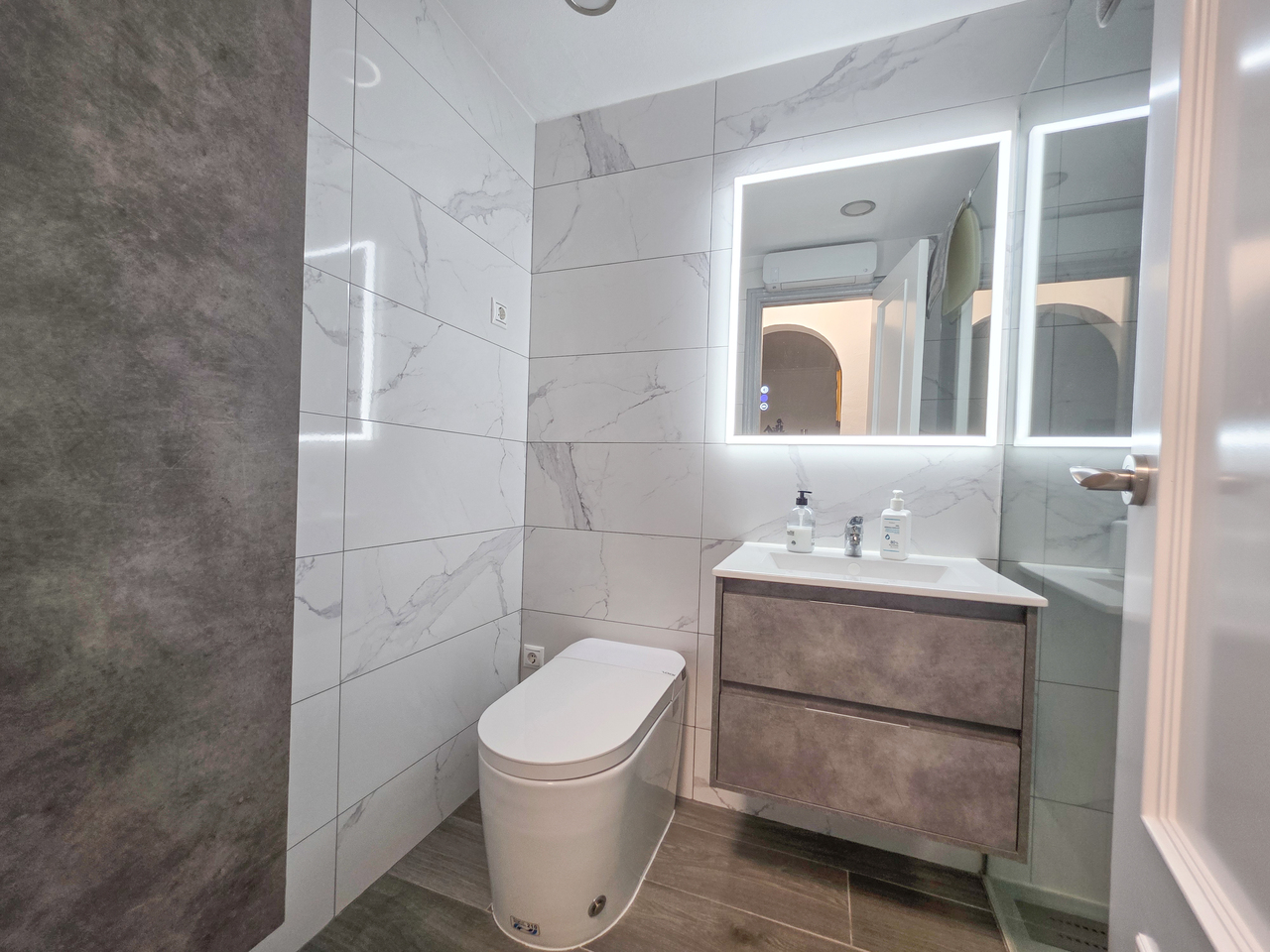 2 Bed, 1 Bath, ApartmentFor Sale, Vistabella Golf Entre Naranjos, Alicante