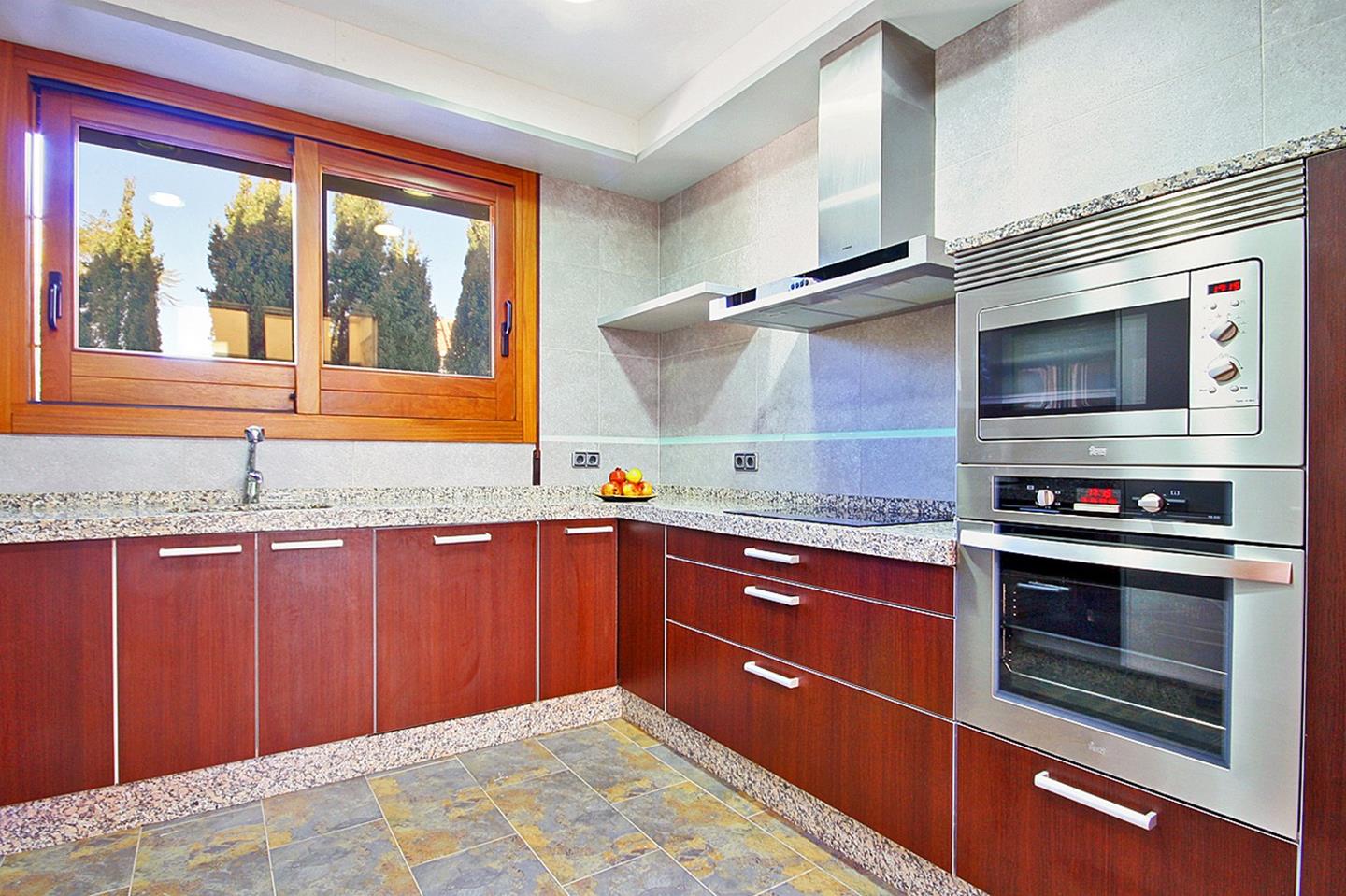 4 Bed, 4 Bath, HouseFor Sale, Calpe, Alicante