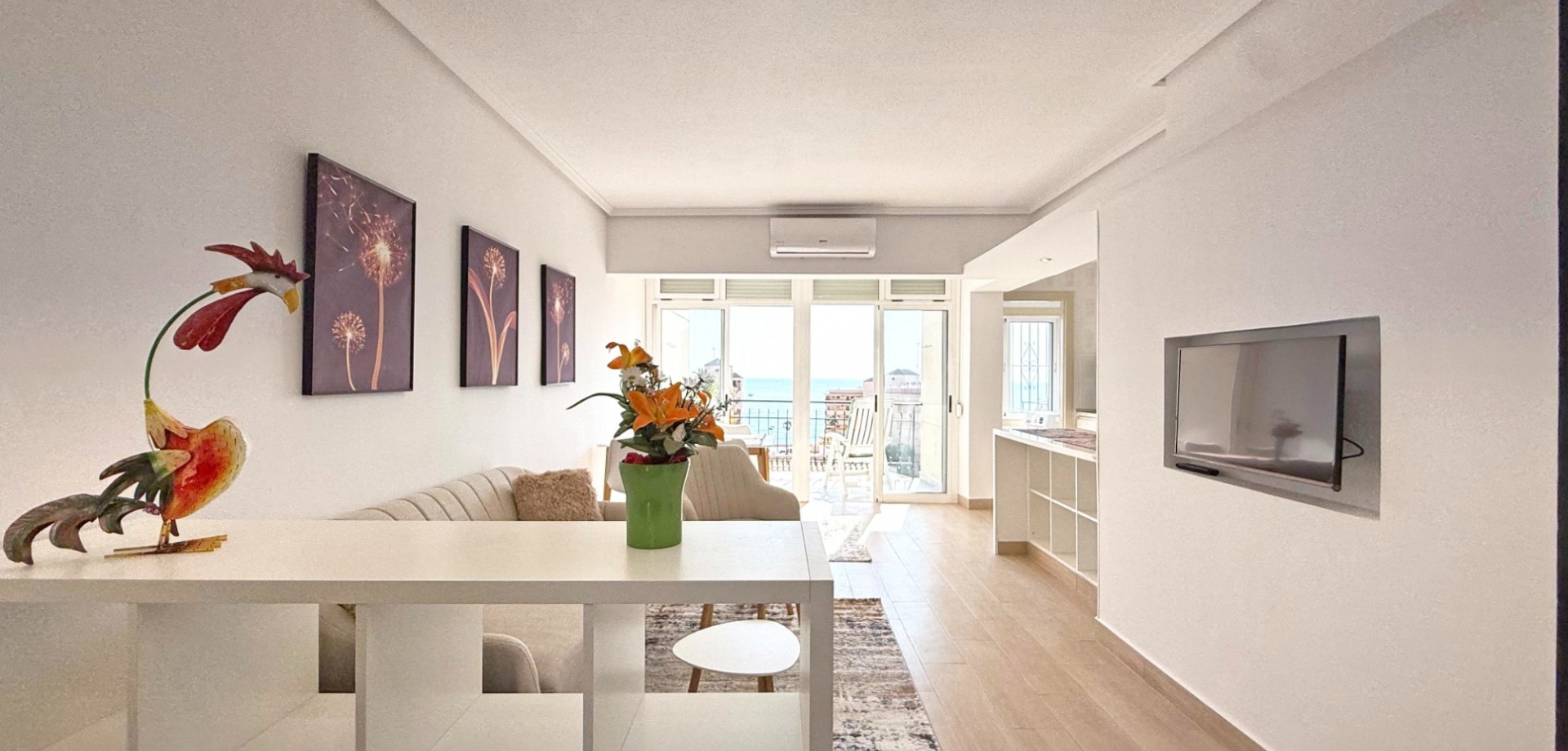 1 Bed, 1 Bath, ApartmentFor Sale, Torrevieja, Alicante