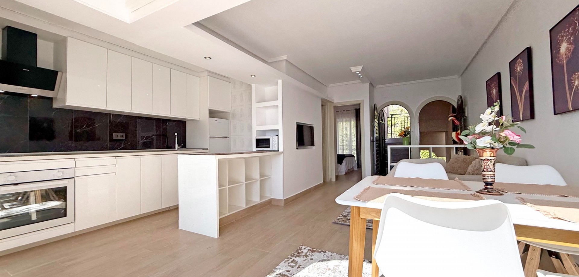 1 Bed, 1 Bath, ApartmentFor Sale, Torrevieja, Alicante