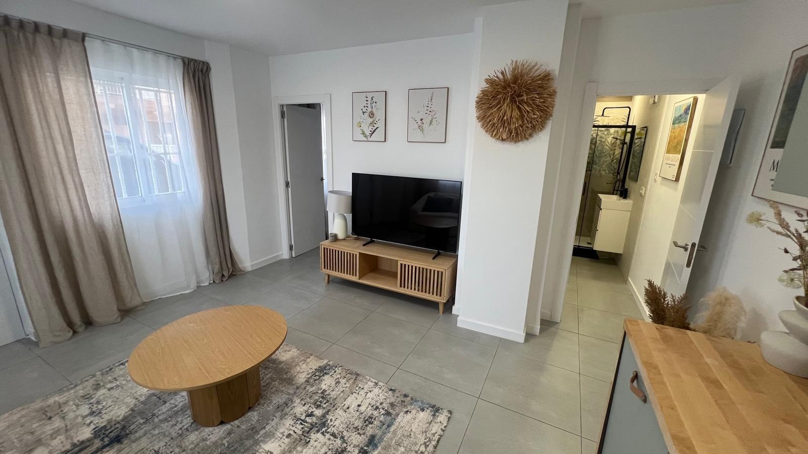 1 Bed, 1 Bath, ApartmentFor Sale, Torrevieja, Alicante