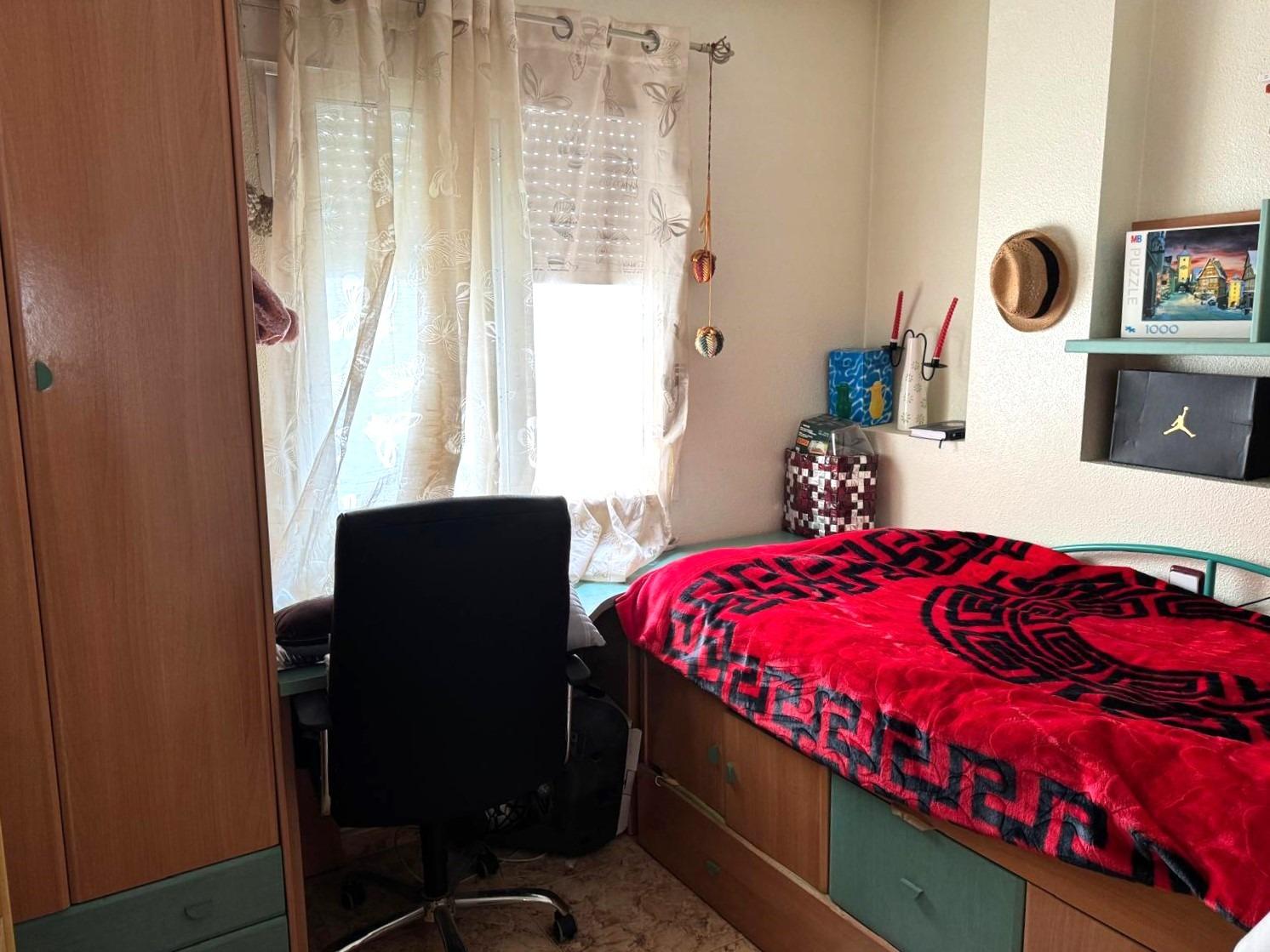 2 Bed, 1 Bath, ApartmentFor Sale, Torrevieja, Alicante