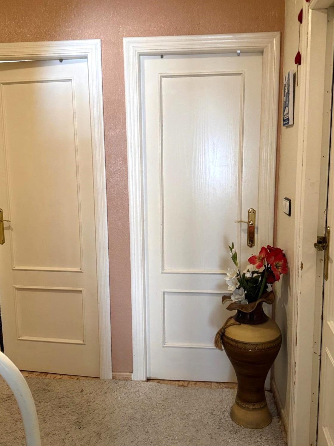 2 Bed, 1 Bath, ApartmentFor Sale, Torrevieja, Alicante