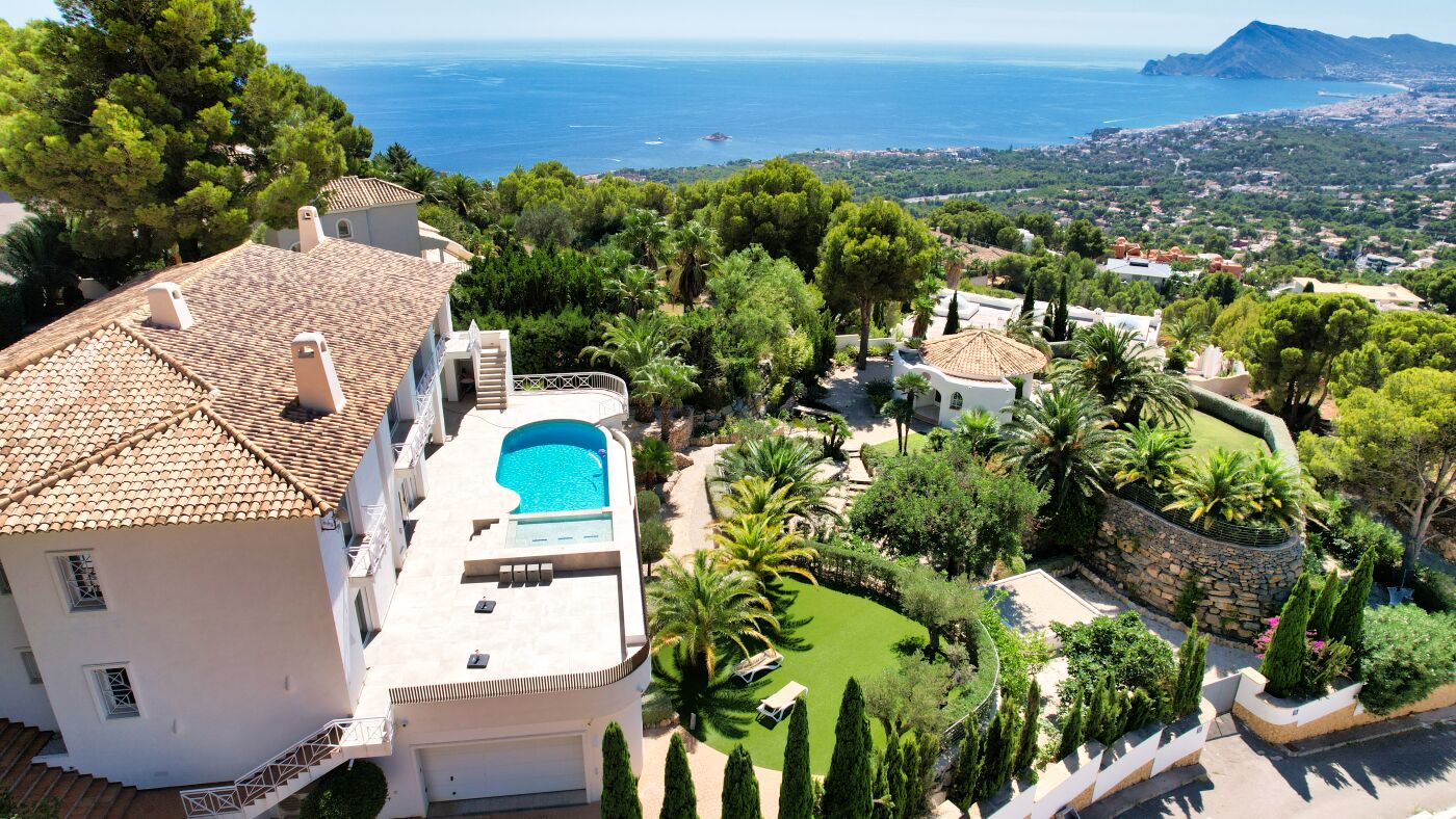 8 Bed, 7 Bath, HouseFor Sale, Altea, Alicante