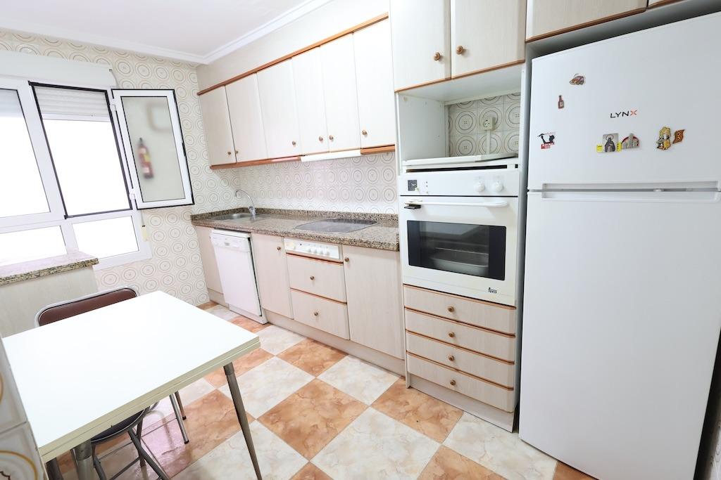 3 Bed, 2 Bath, ApartmentFor Sale, Torrevieja, Alicante